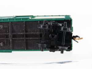 N Scale Micro-Trains MTL 42040 Menasha Woodenware 40' Wood Boxcar #242