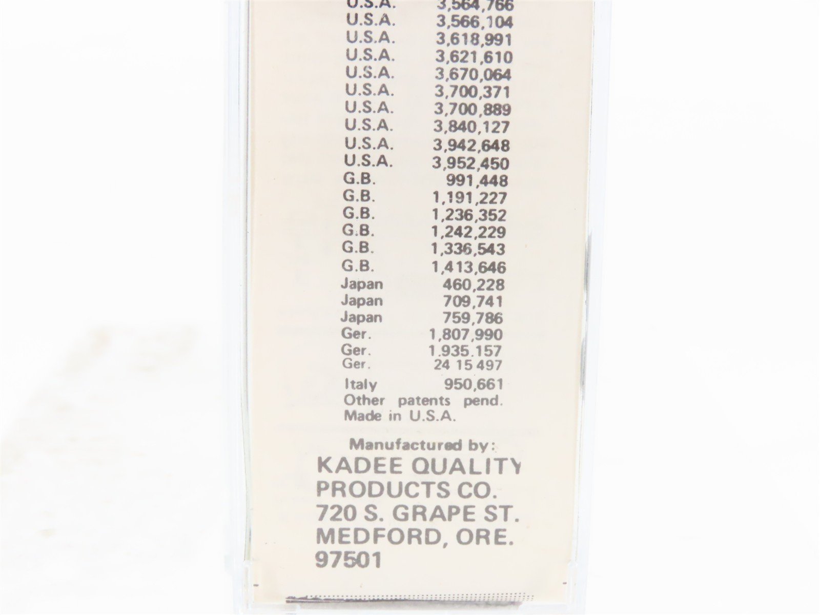 N Scale Micro-Trains/Kadee 47120 URTC Old Heidelberg 40' Wood Reefer #23120