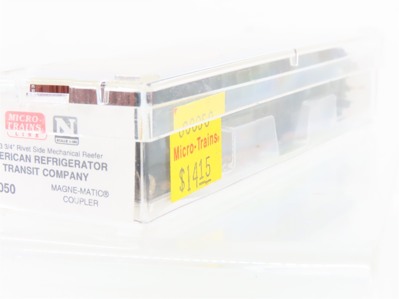 N Scale Micro-Trains MTL 69050 ART American Reefer Transit Co. 51' Reefer #353