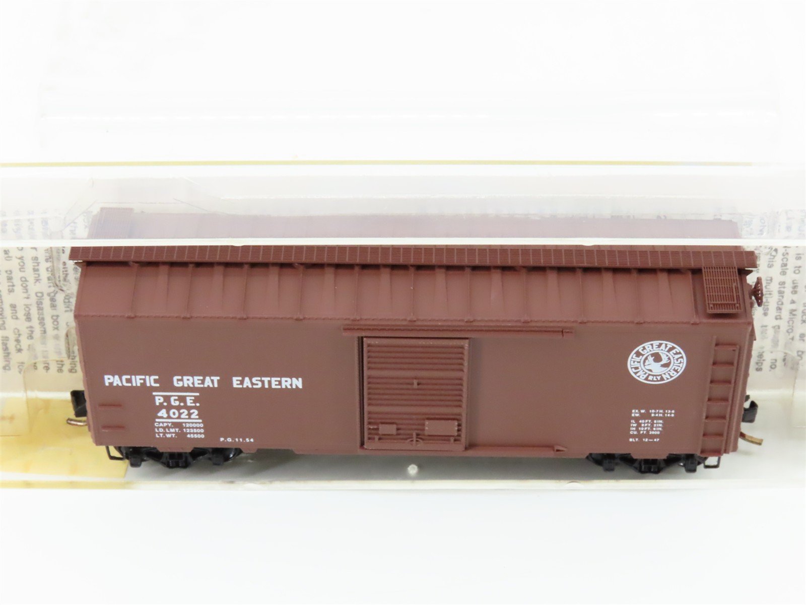 N Scale Micro-Trains MTL 20970 PGE Pacific Great Eastern 40' Boxcar #4022