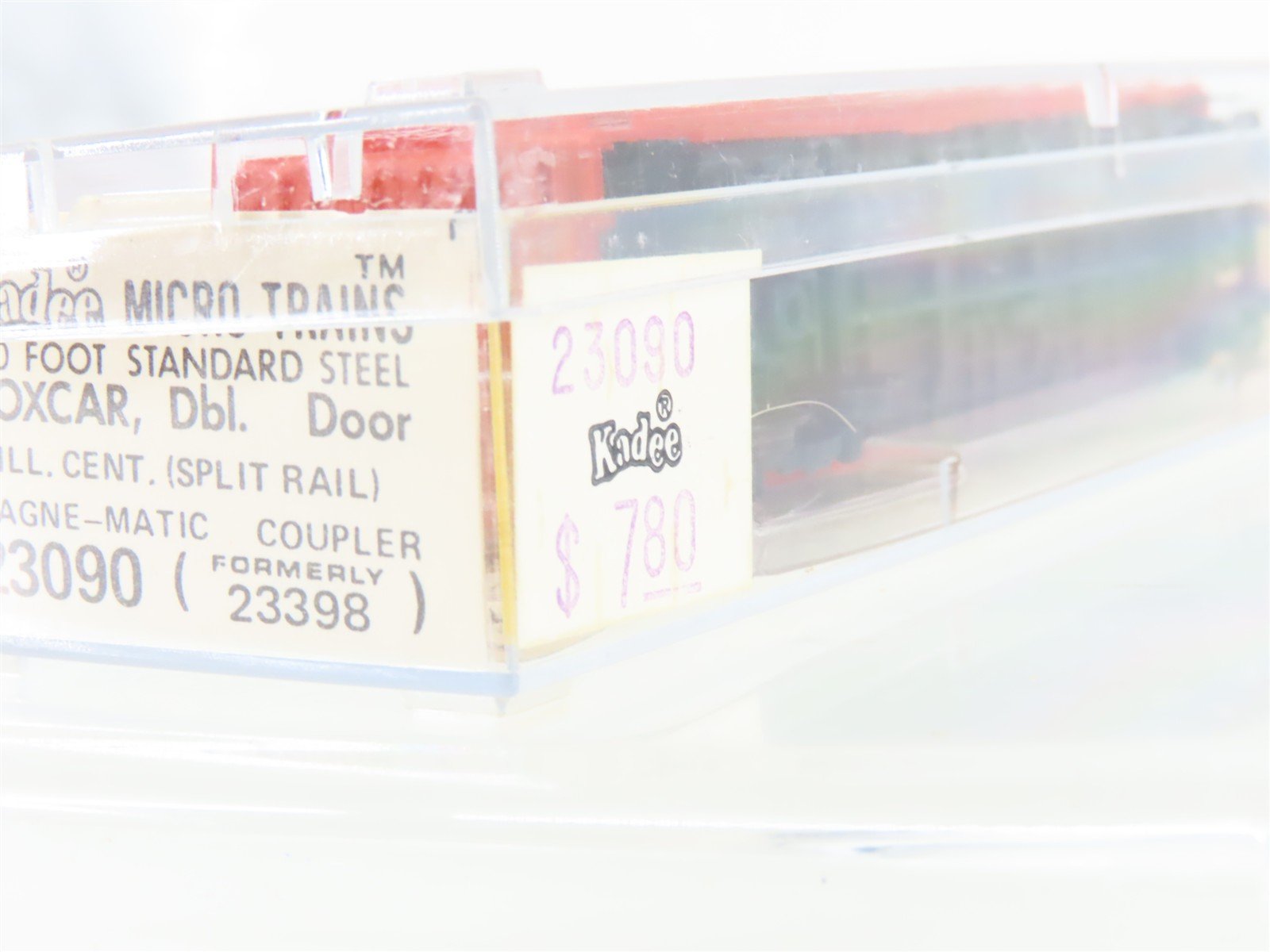 N Scale Micro-Trains/Kadee 23090 IC Illinois Central 40' Boxcar #136913