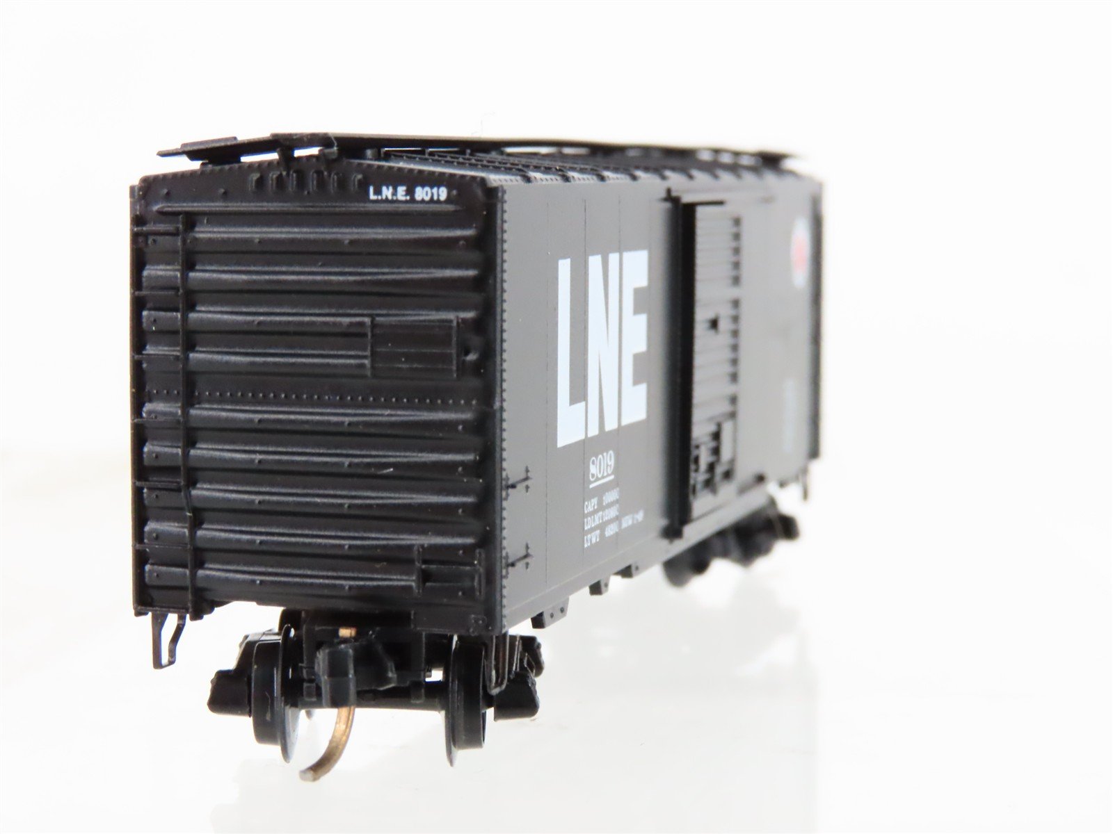 N Scale Micro-Trains MTL 20930 LNE Lehigh & New England 40' Boxcar #8019