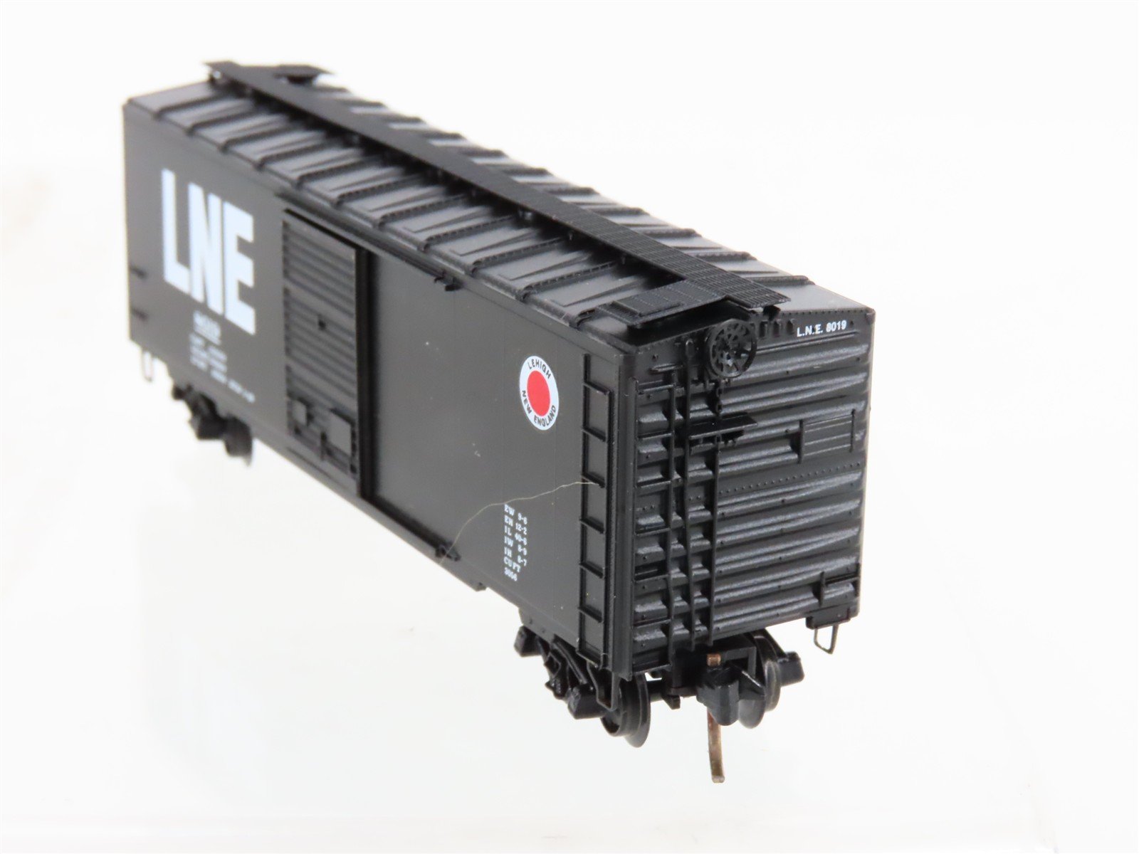 N Scale Micro-Trains MTL 20930 LNE Lehigh & New England 40' Boxcar #8019