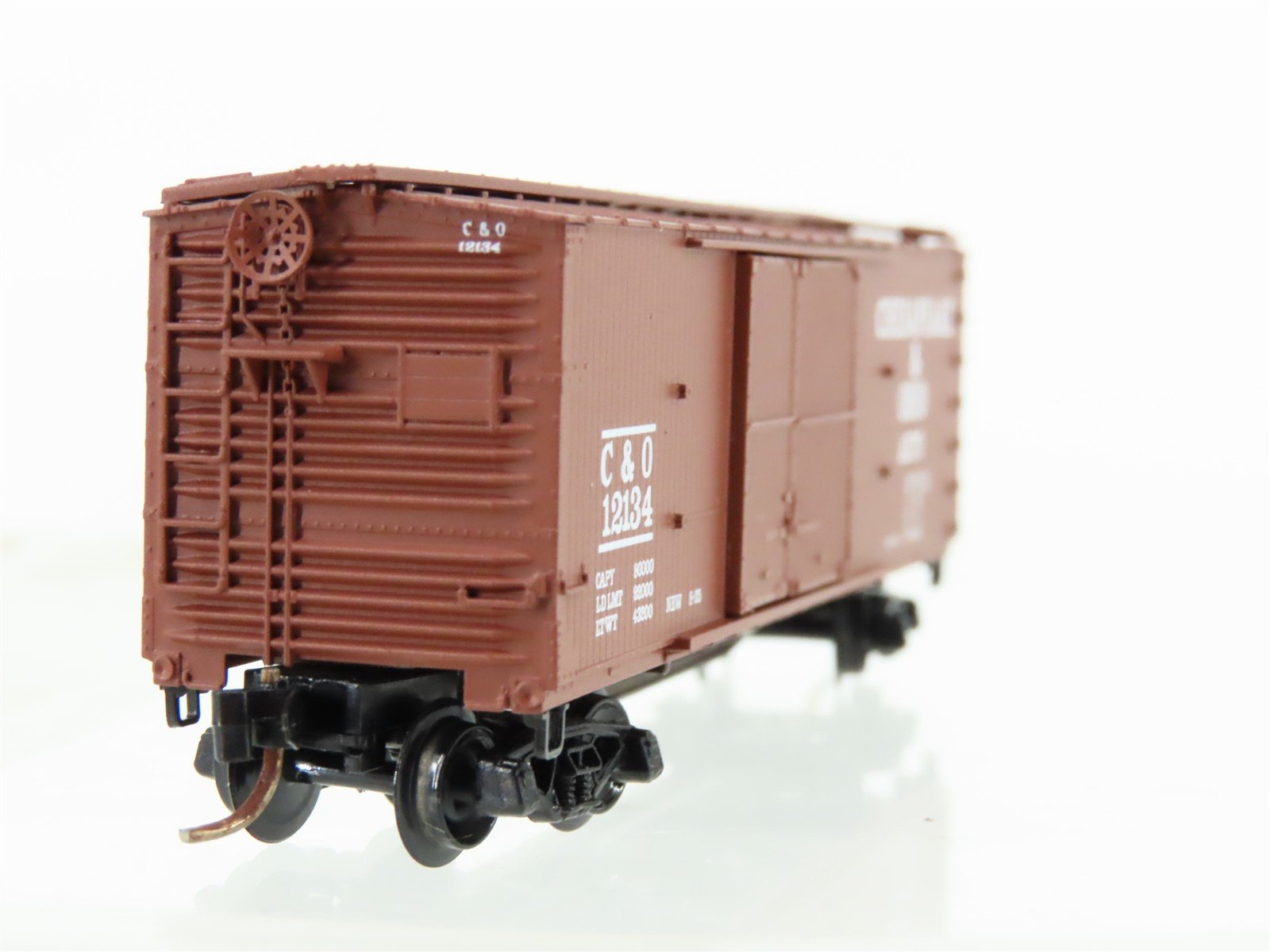 N Scale Micro-Trains/Kadee 43070 C&O Chesapeake & Ohio 40' Boxcar #12134