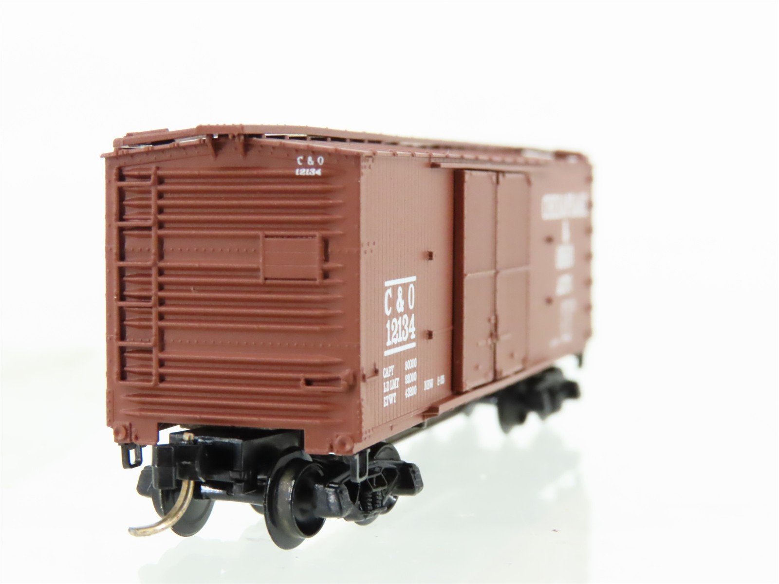 N Scale Micro-Trains/Kadee 43070 C&O Chesapeake & Ohio 40' Boxcar #12134