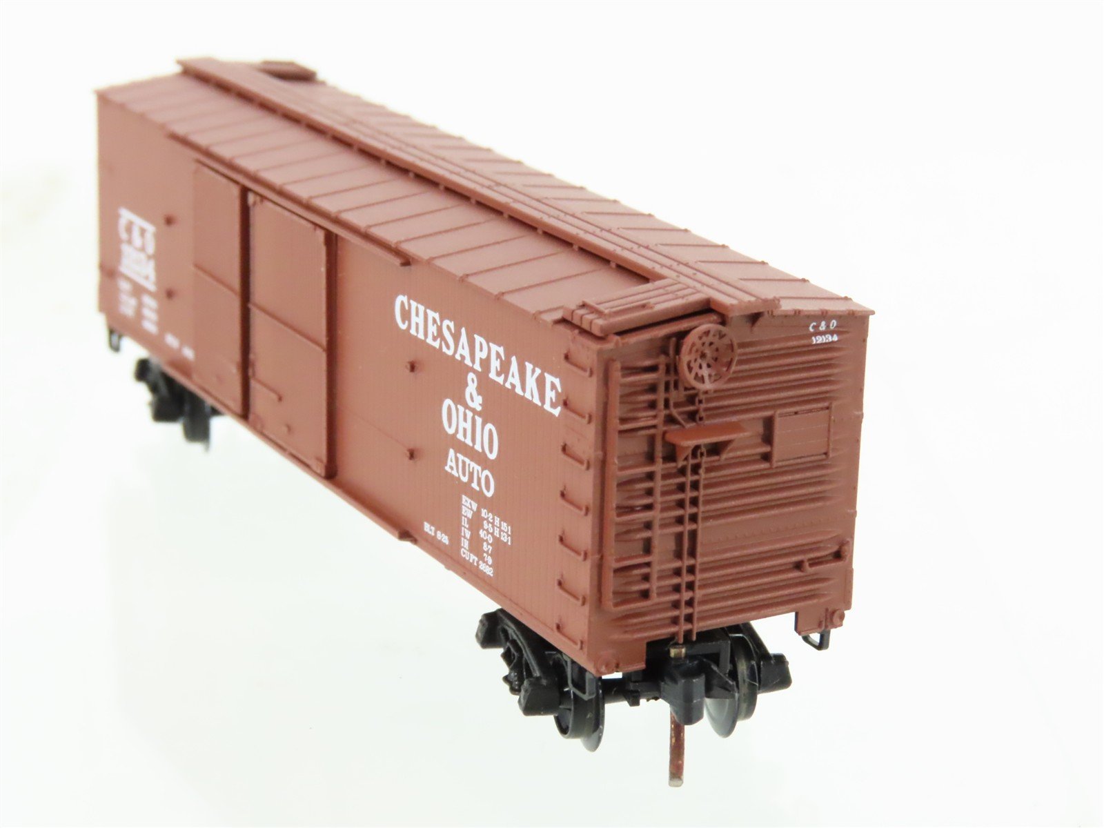 N Scale Micro-Trains/Kadee 43070 C&O Chesapeake & Ohio 40' Boxcar #12134