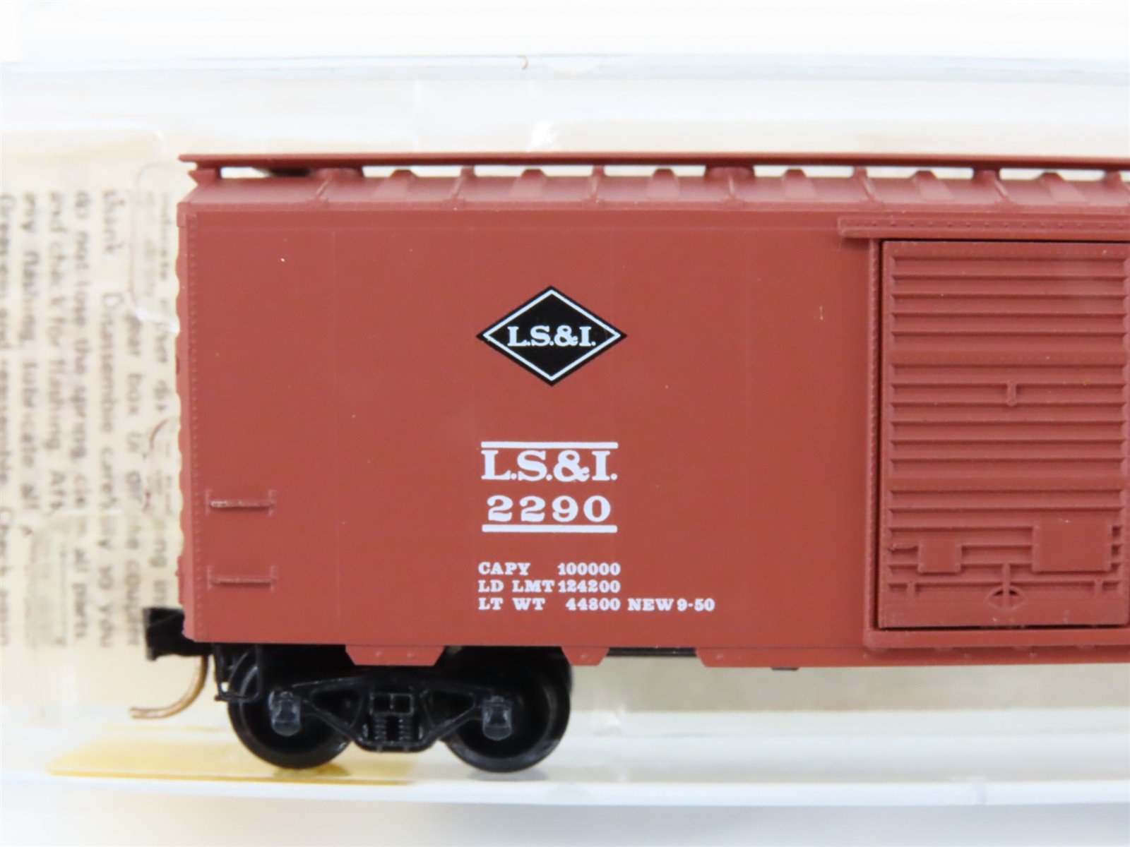 N Scale Micro-Trains/Kadee 20880 LSI Lake Superior & Ishpeming 40' Boxcar #2290