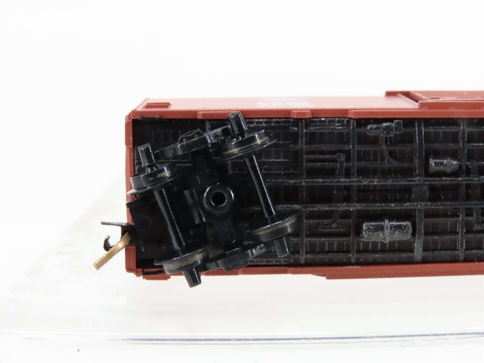 N Scale Micro-Trains/Kadee 20880 LSI Lake Superior & Ishpeming 40' Boxcar #2290