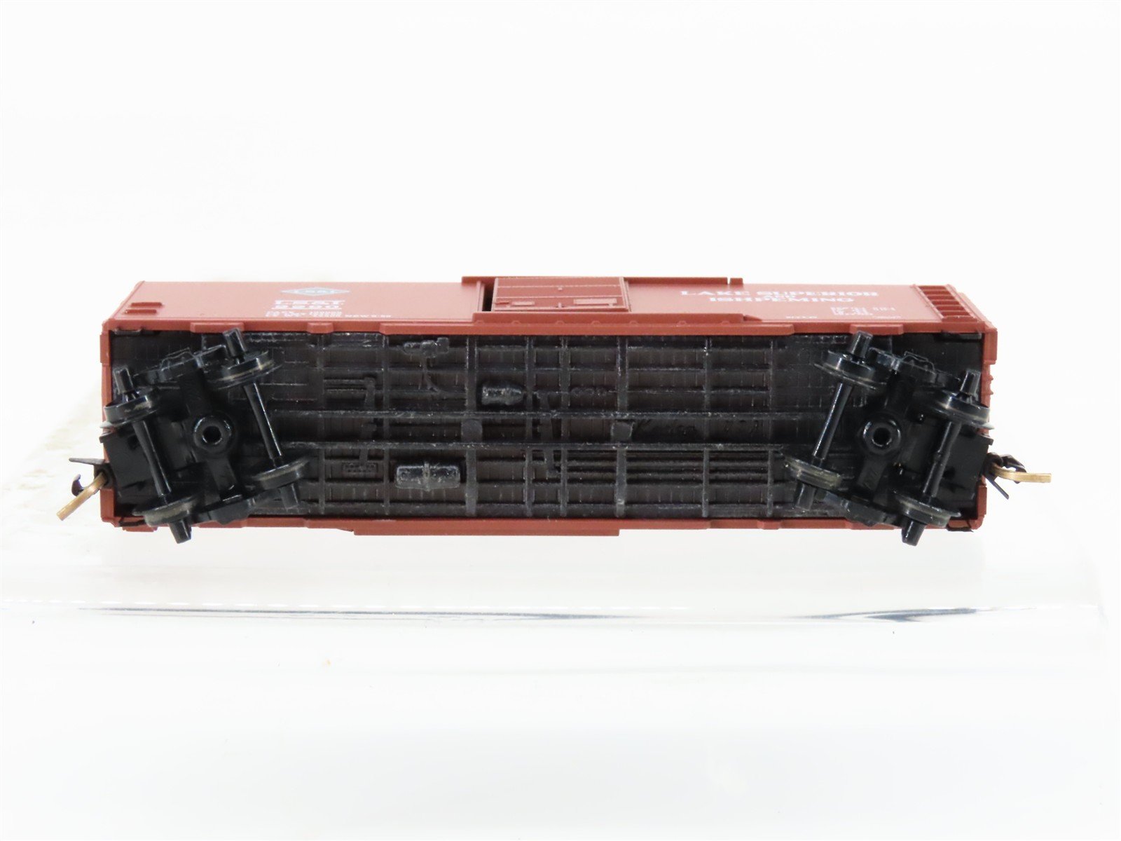 N Scale Micro-Trains/Kadee 20880 LSI Lake Superior & Ishpeming 40' Boxcar #2290