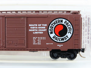 N Micro-Trains/Kadee 20980 NP Northern Pacific 40' Standard Boxcar #8289