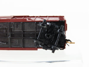 N Scale Micro-Trains/Kadee 29030 NP Northern Pacific 40' Wood Boxcar #8000