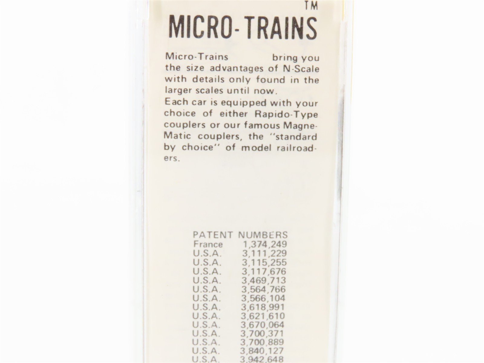 N Scale Micro-Trains/Kadee 29030 NP Northern Pacific 40' Wood Boxcar #8000