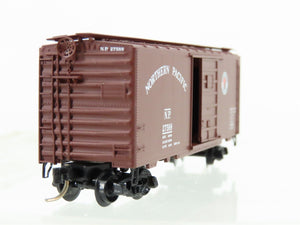 N Scale Micro-Trains/Kadee 20980 NP Northern Pacific 40' Boxcar #27588