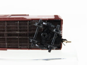 N Scale Micro-Trains/Kadee 20980 NP Northern Pacific 40' Boxcar #27588