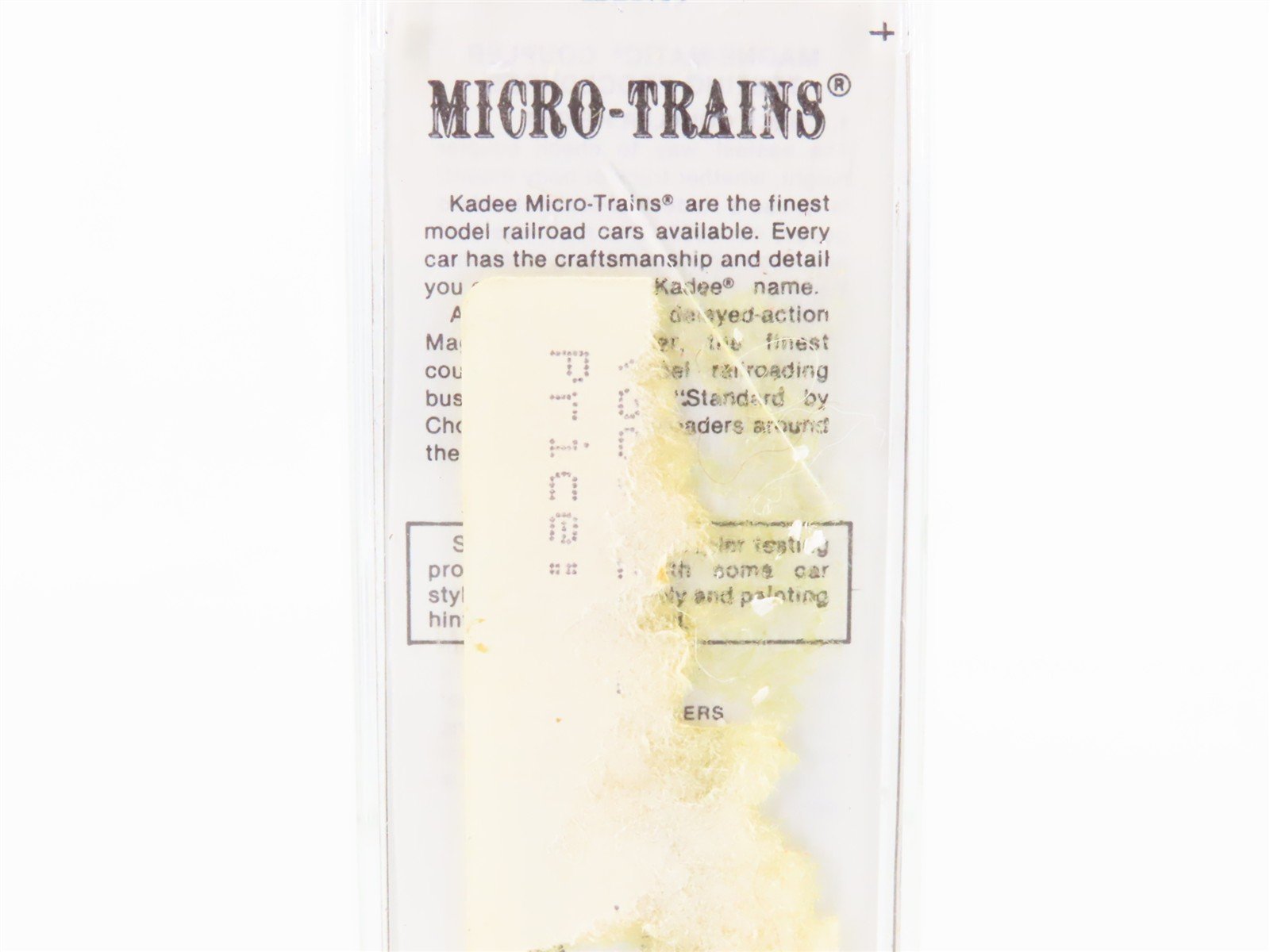 N Scale Micro-Trains/Kadee 20980 NP Northern Pacific 40' Boxcar #27588