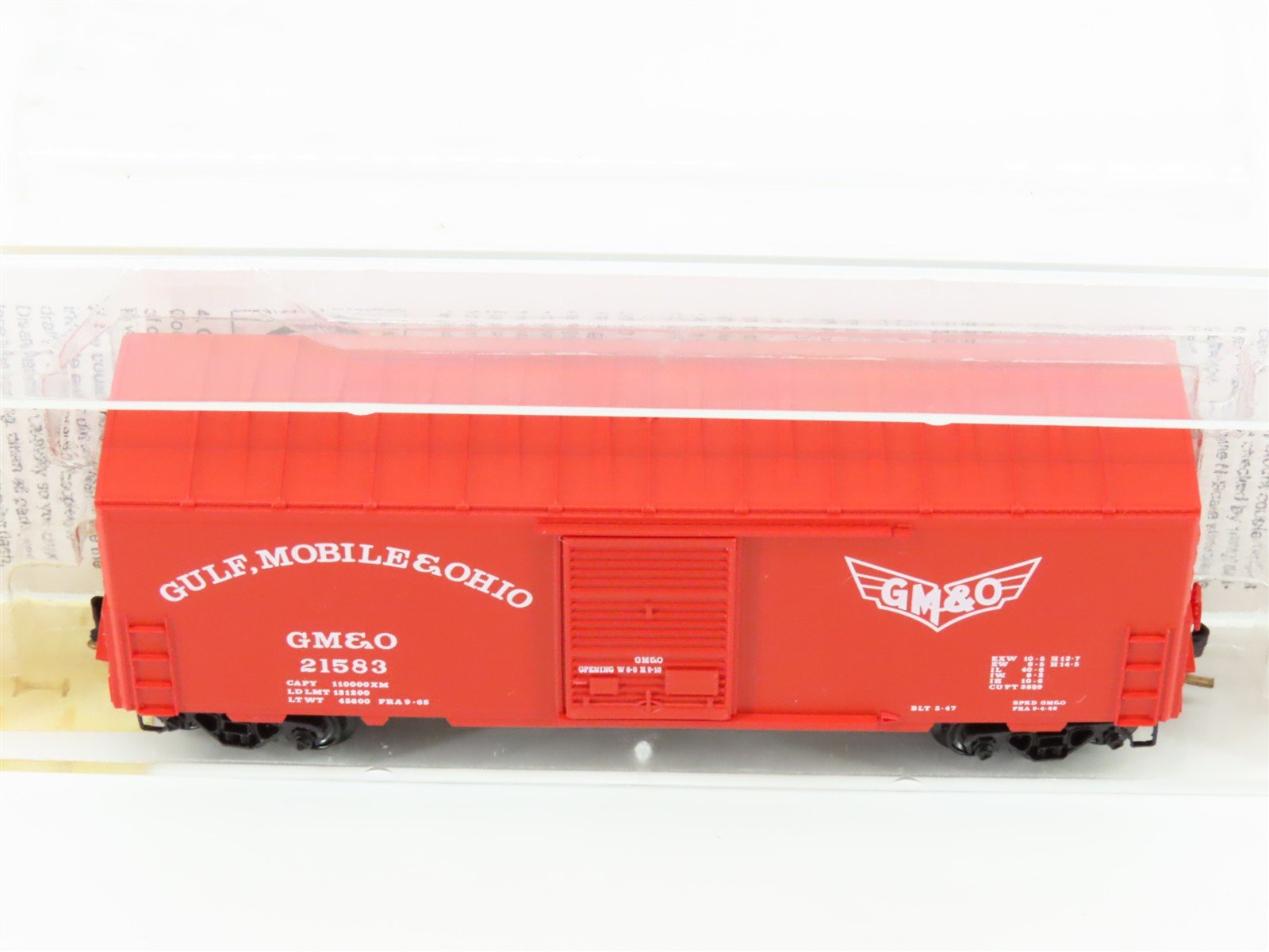 N Scale Micro-Trains MTL 24240 Gulf Mobile & Ohio 40' Boxcar #21583