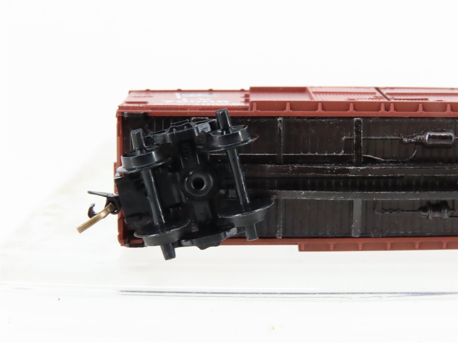 N Scale Micro-Trains MTL 43050 LV Lehigh Valley 40' Boxcar #79006