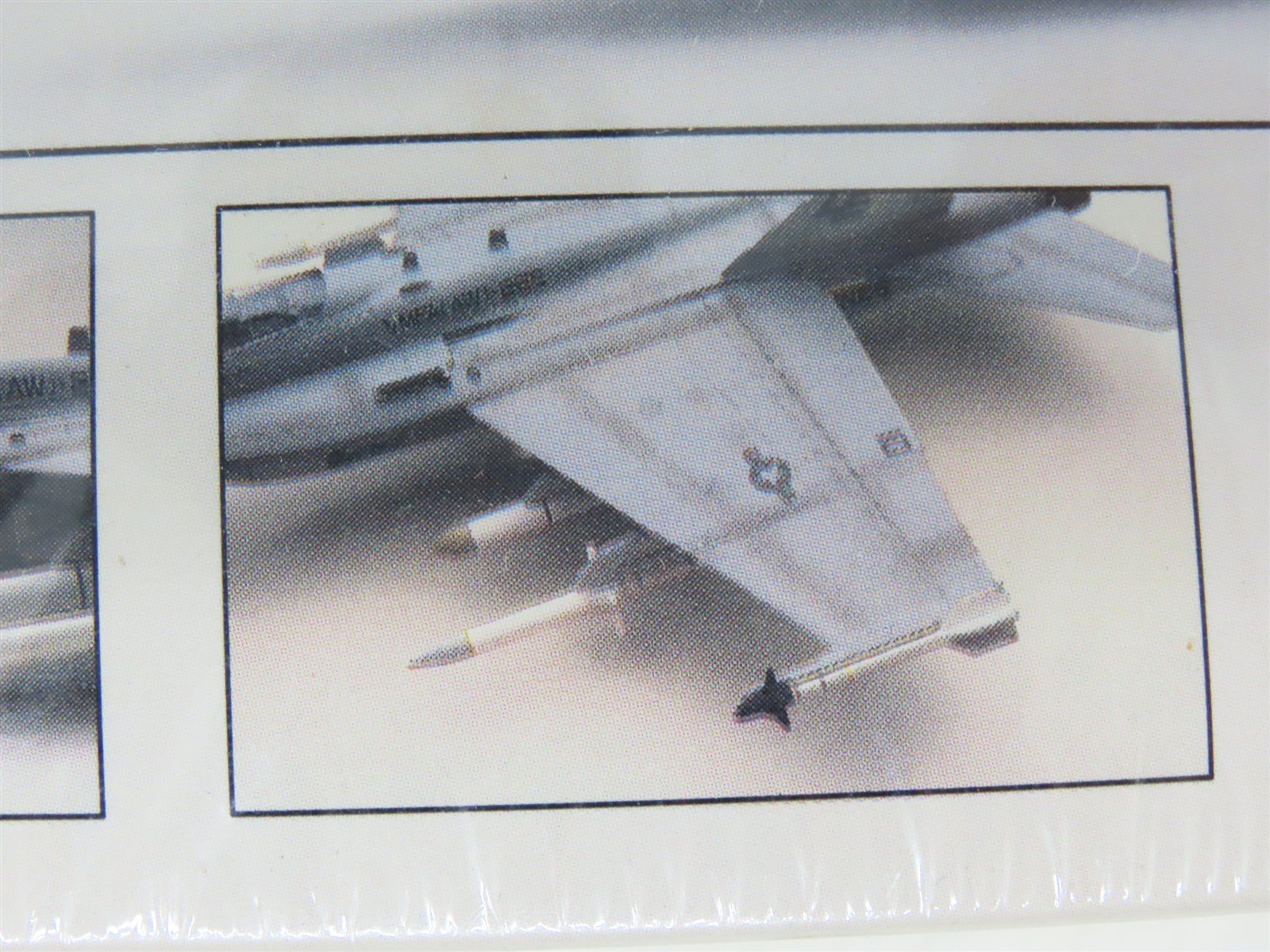 1:72 Scale Testors Italeri Kit 662 F/A-18D Night Attack Aircraft - Sealed
