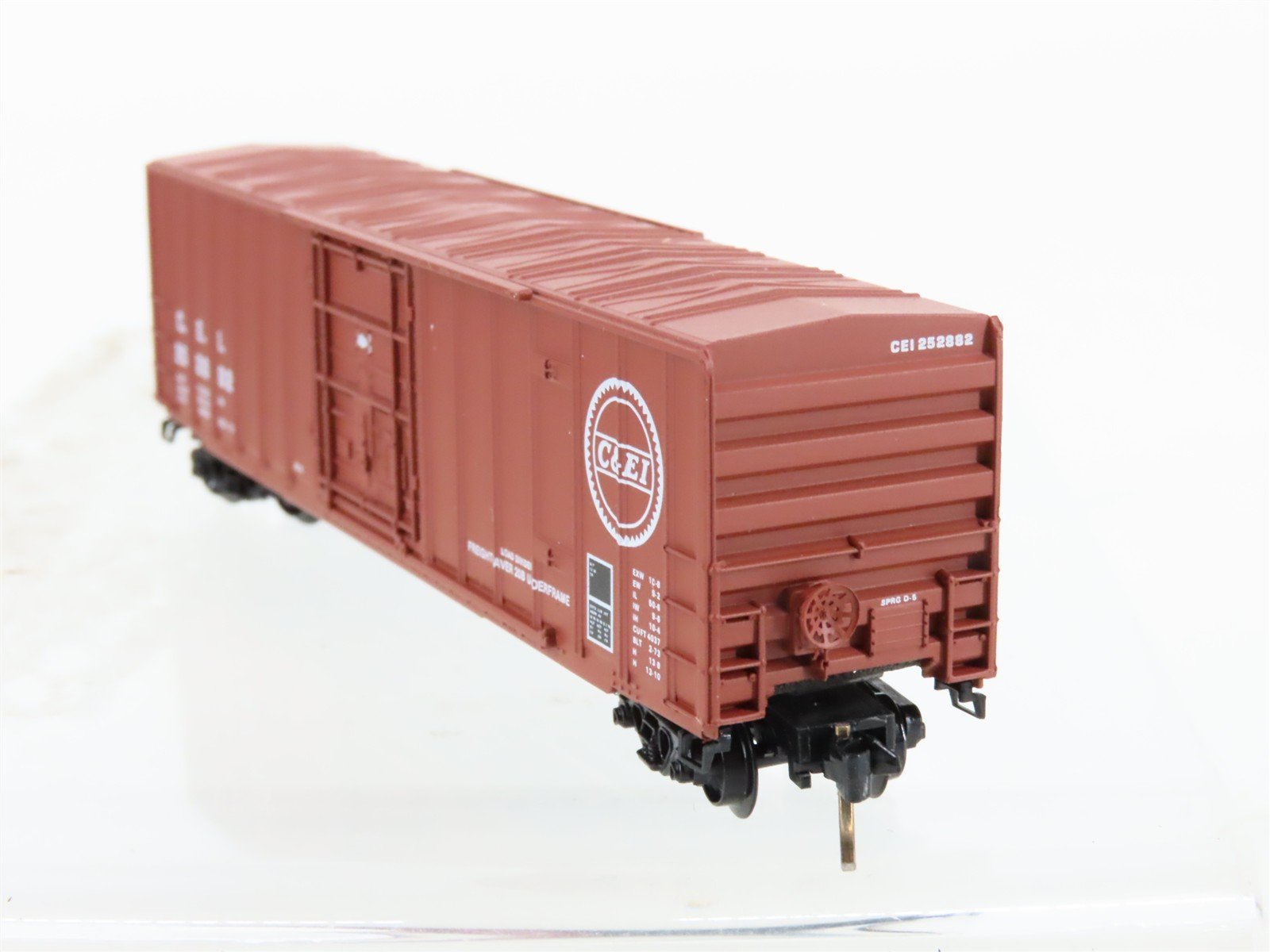 N Scale Micro-Trains 27030 CEI Chicago & Eastern Illinois Box Car 252882 RTR