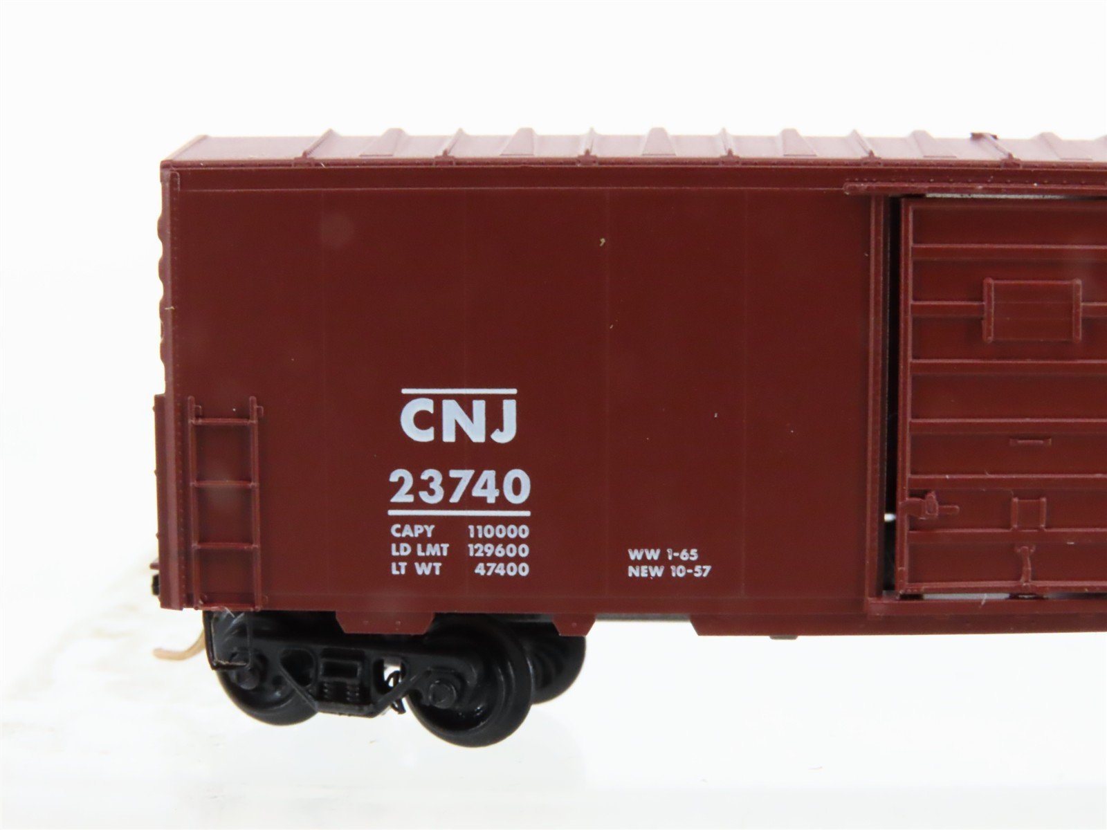 N Scale Micro-Trains 24150 CNJ Jersey Central Box Car 23740 RTR