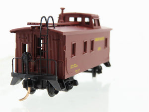 N Scale Kadee / Micro-Trains Line 50010 UP Union Pacific Caboose 3270 RTR