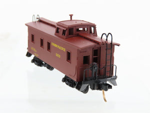 N Scale Kadee / Micro-Trains Line 50010 UP Union Pacific Caboose 3270 RTR