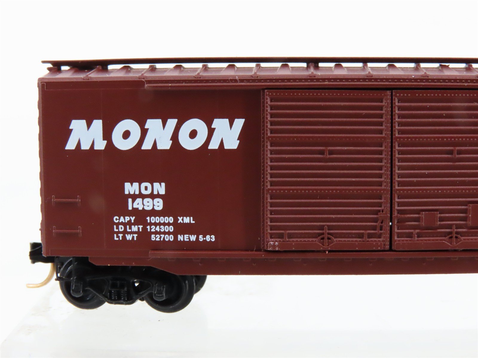 N Scale Micro-Trains 34120 MON Monon Box Car 1499 RTR