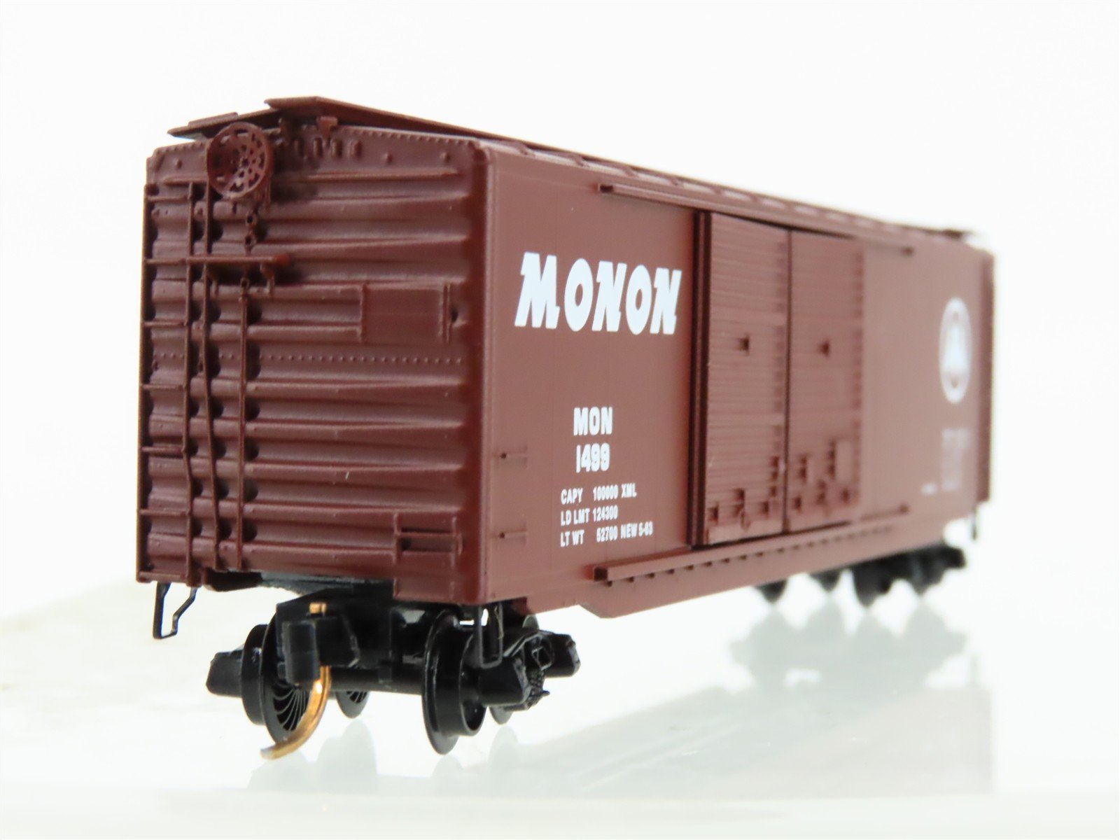 N Scale Micro-Trains 34120 MON Monon Box Car 1499 RTR