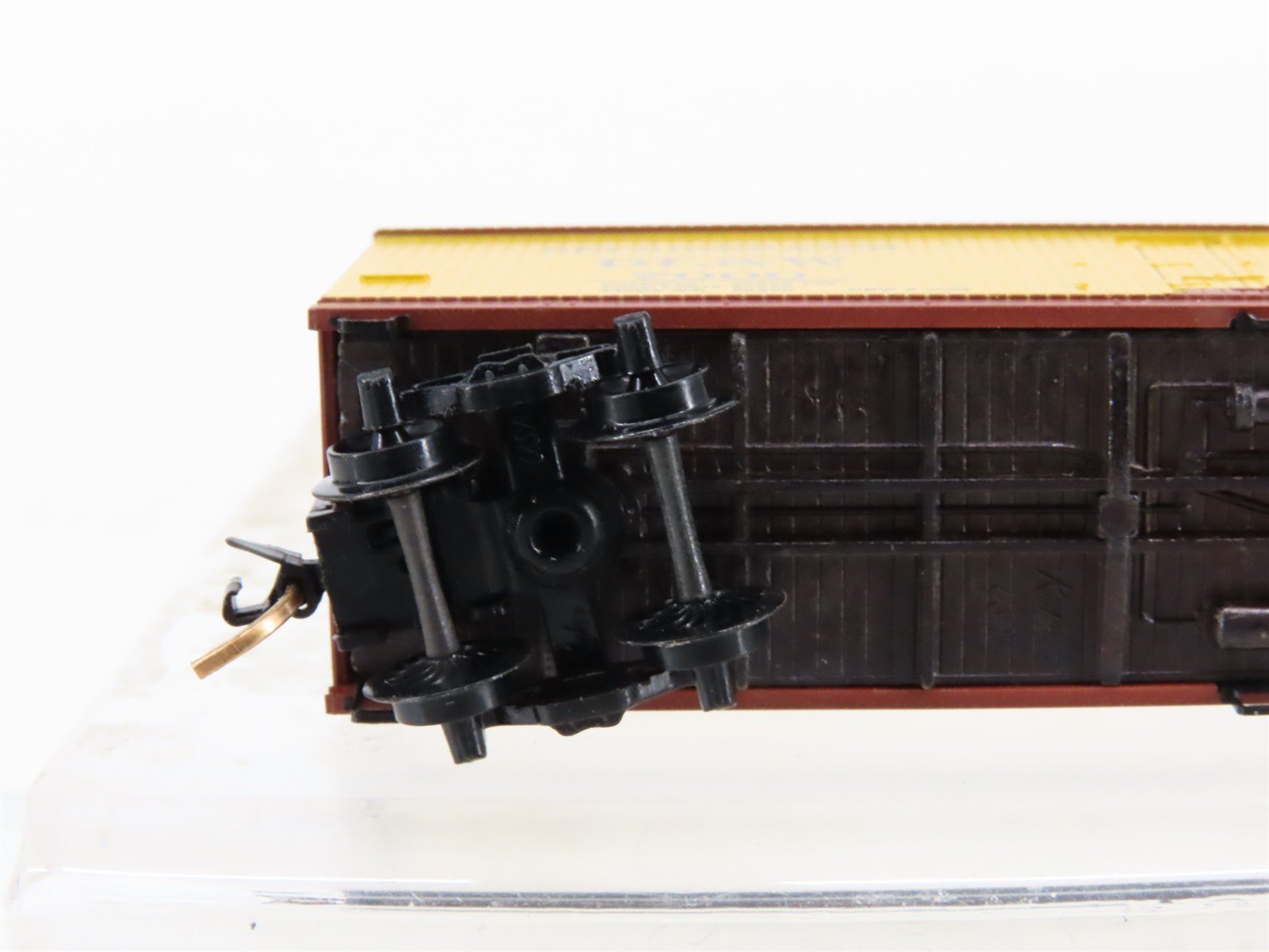 N Scale Micro-Trains 49150 DL&W Delaware, Lackawanna & Western Reefer 7000 RTR