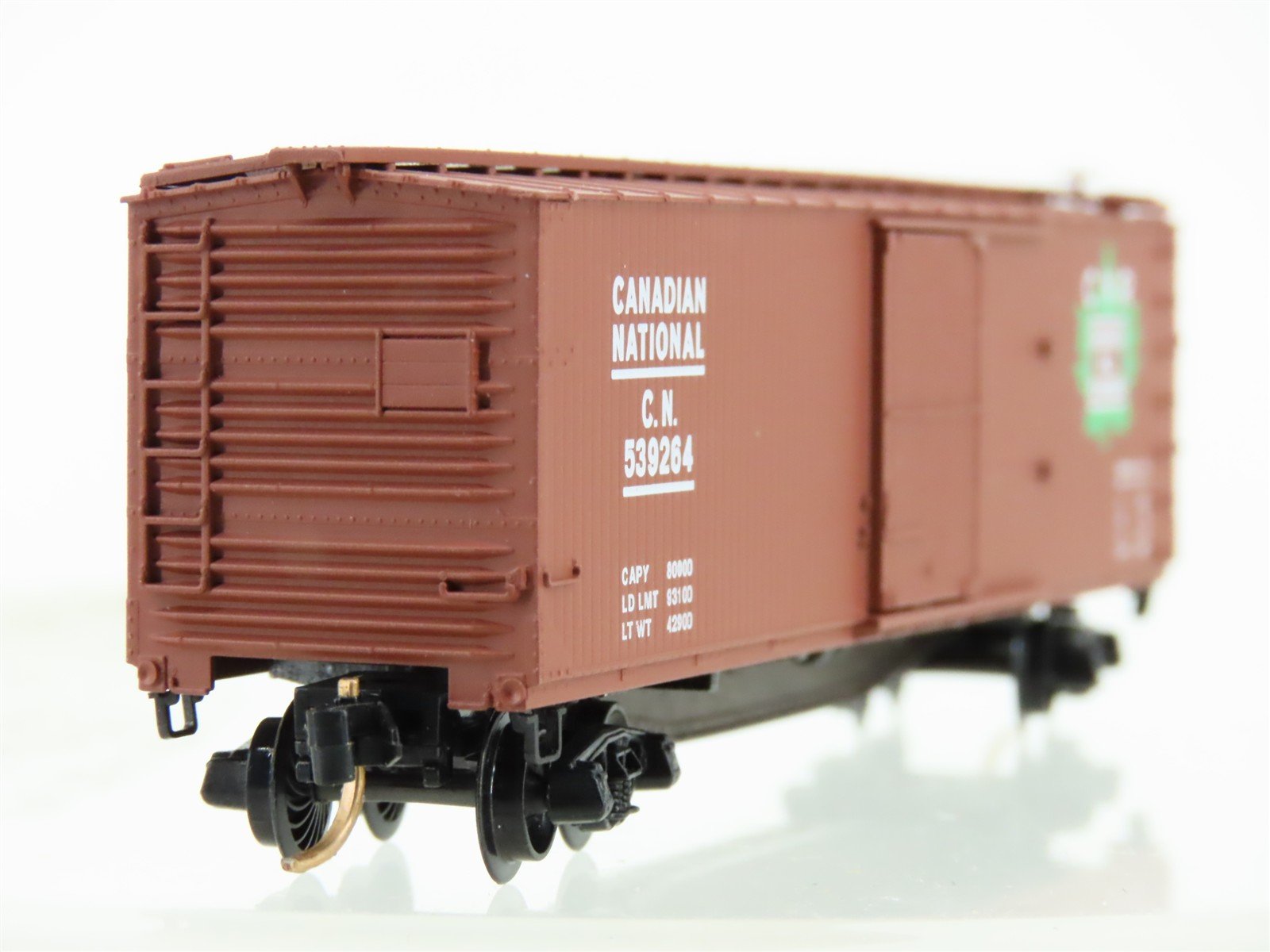 N Scale Micro-Trains 39040 CN Canadian National Box Car 539264 RTR