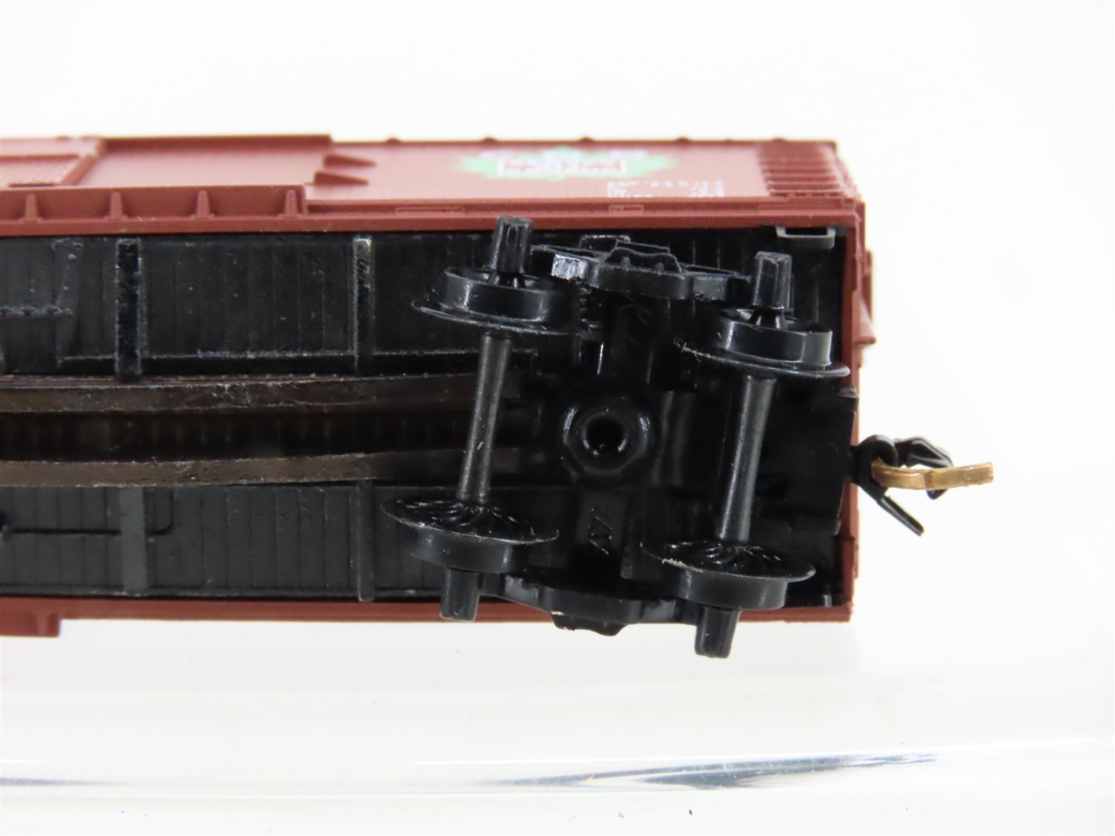 N Scale Micro-Trains 39040 CN Canadian National Box Car 539264 RTR