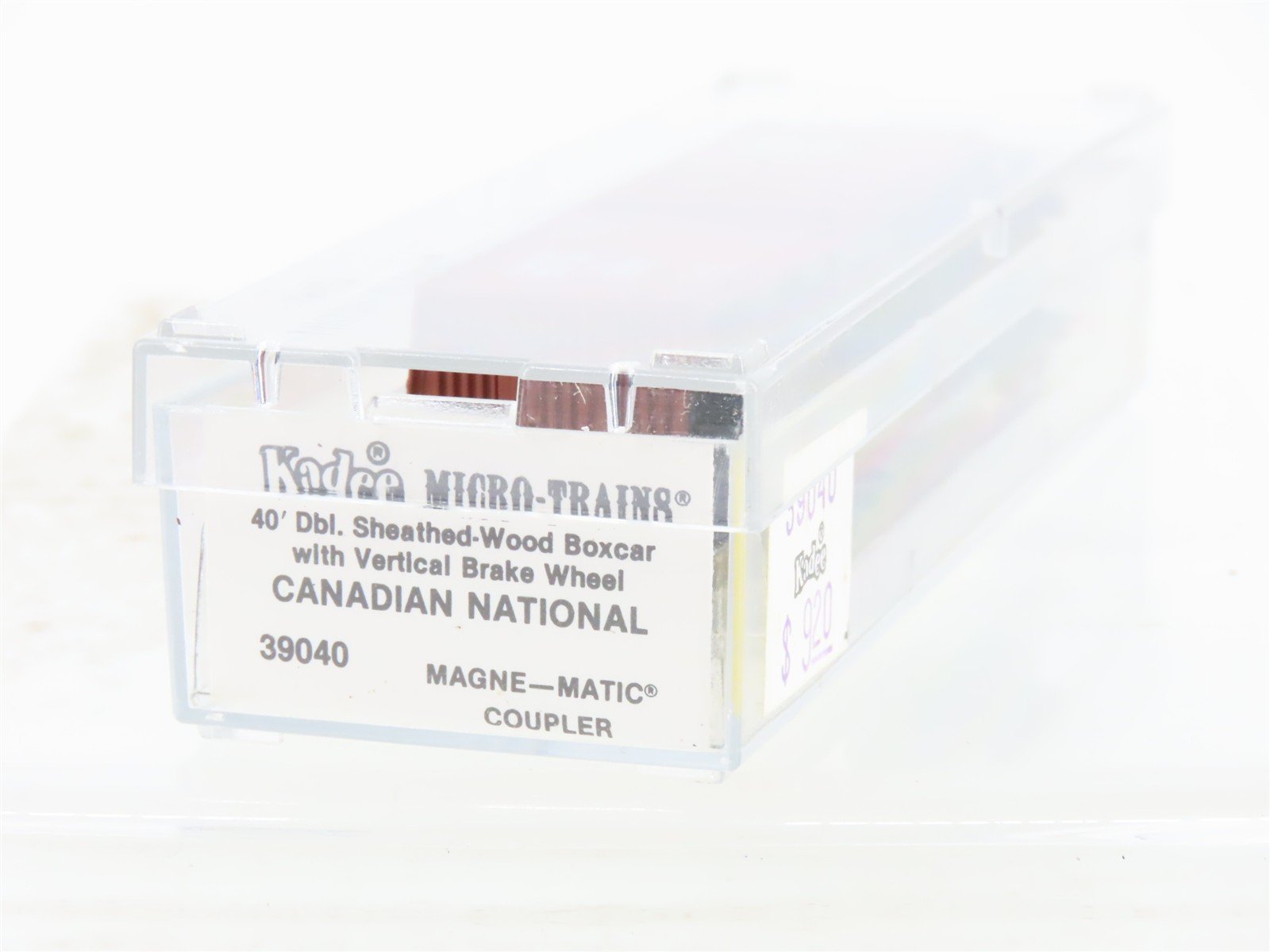 N Scale Micro-Trains 39040 CN Canadian National Box Car 539264 RTR