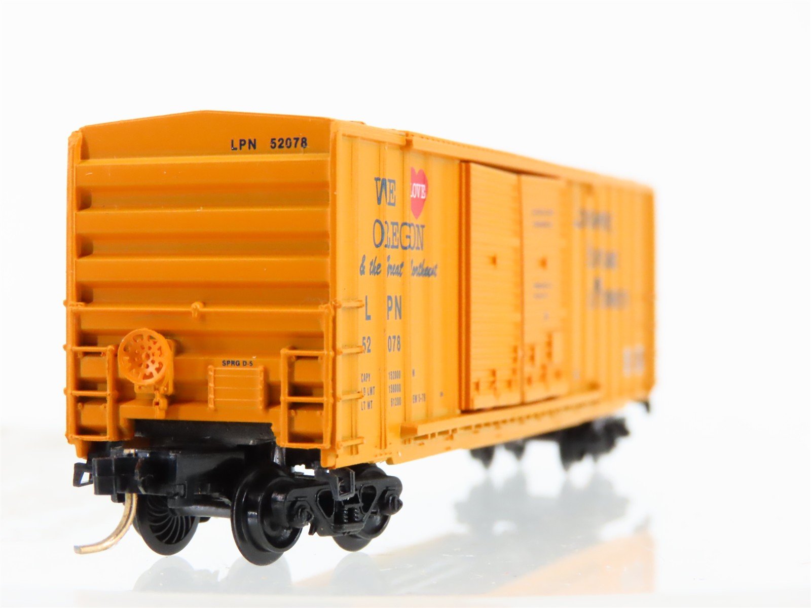 N Scale Micro-Trains LPN Longview, Portland & Northern Box Car 52078 RTR