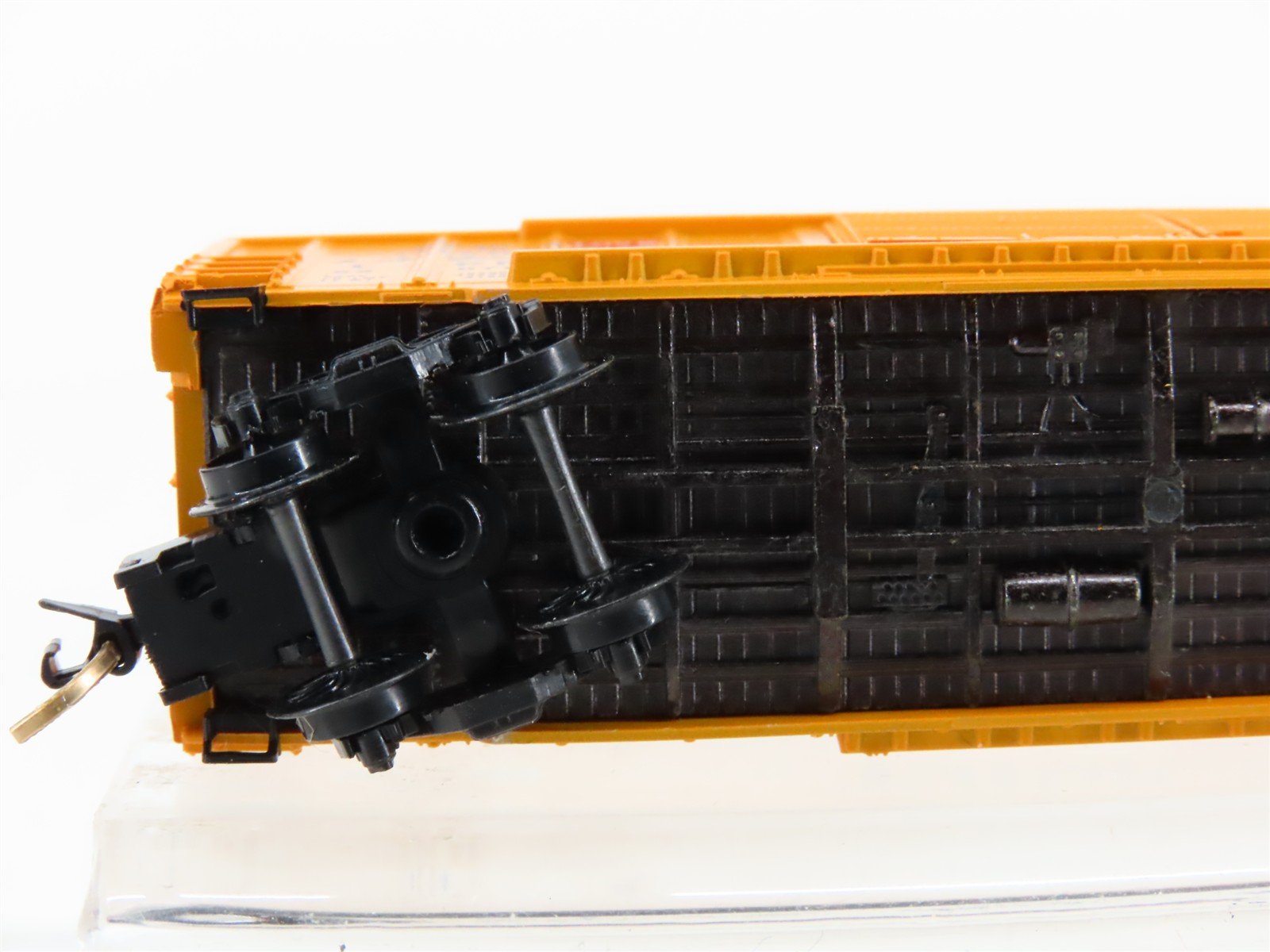 N Scale Micro-Trains LPN Longview, Portland & Northern Box Car 52078 RTR