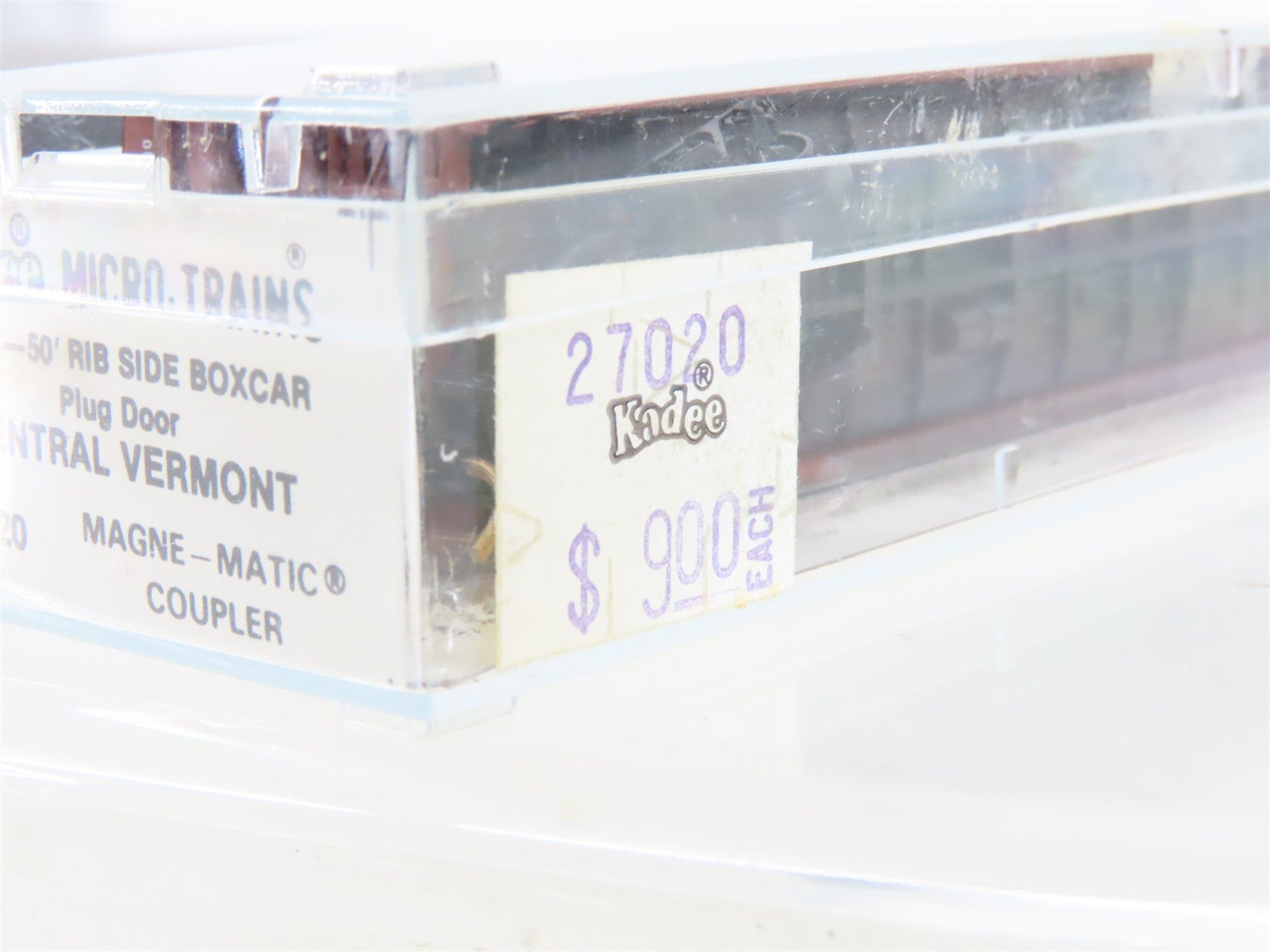 N Scale Micro-Trains 27020 CV Central Vermont Box Car 50010 RTR