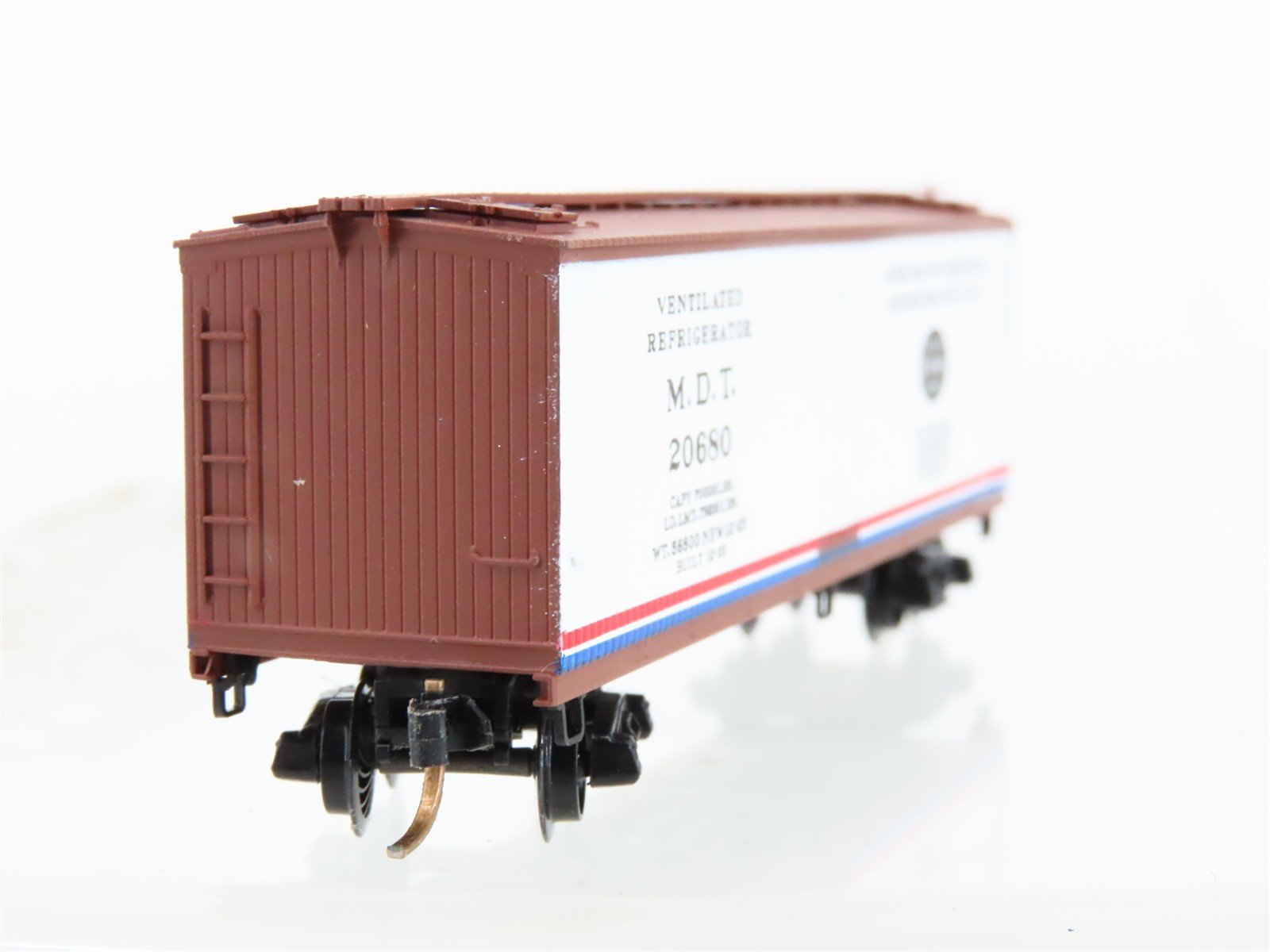 N Scale Micro-Trains 49140 MDT New York Central Reefer 20680 RTR