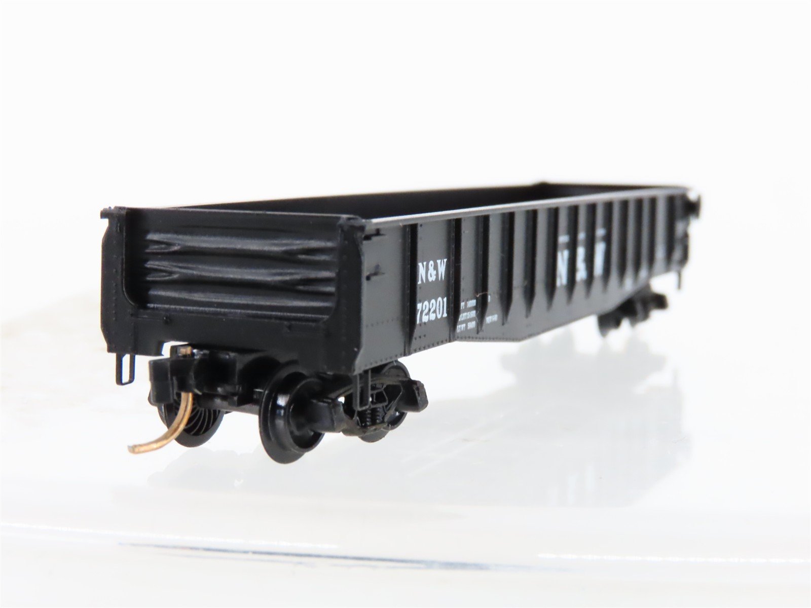 N Scale Micro-Trains 46190 NW Norfolk & Western Gondola 72201 RTR
