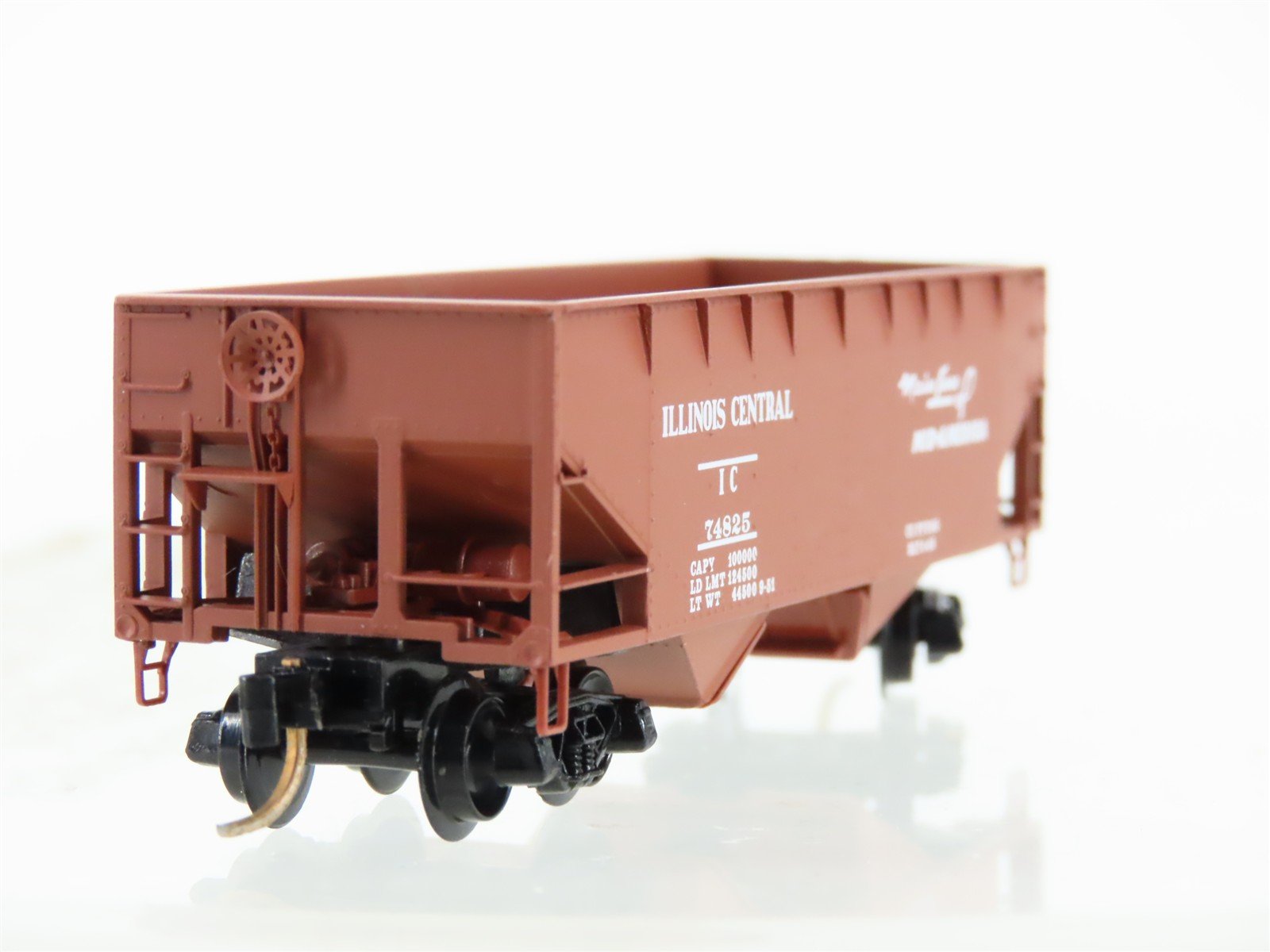 N Scale Micro-Trains 55240 IC Illinois Central Hopper 74825 RTR