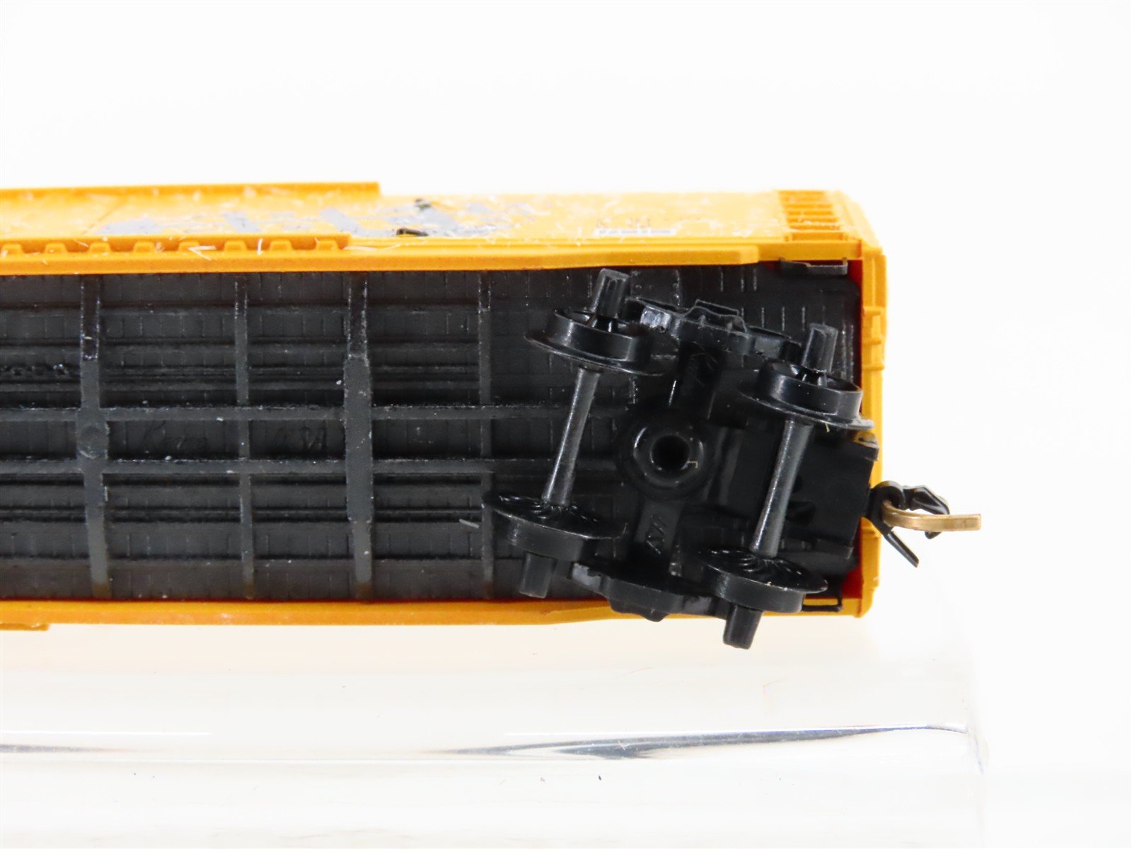 N Scale Micro-Trains 38150 FGER Fruit Growers Express Box Car 191200 RTR