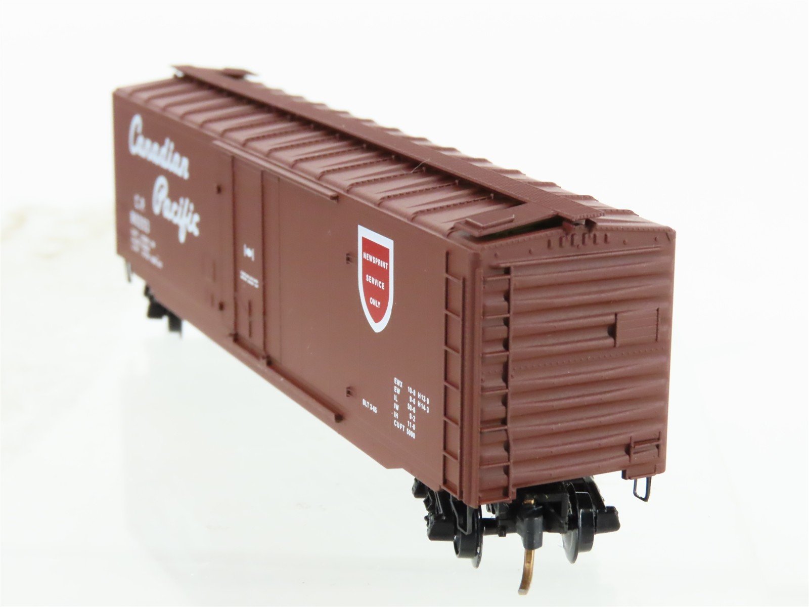 N Scale Micro-Trains 32170 CP Canadian Pacific Box Car 80253 RTR