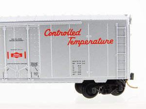 N Scale Micro-Trains 74040 CP Canadian Pacific 40' Box Car 285606 RTR