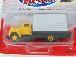 LOT of 3 HO Scale CMW Mini Metals IH R-190 Flatbed, Refrigerator & Van Trucks