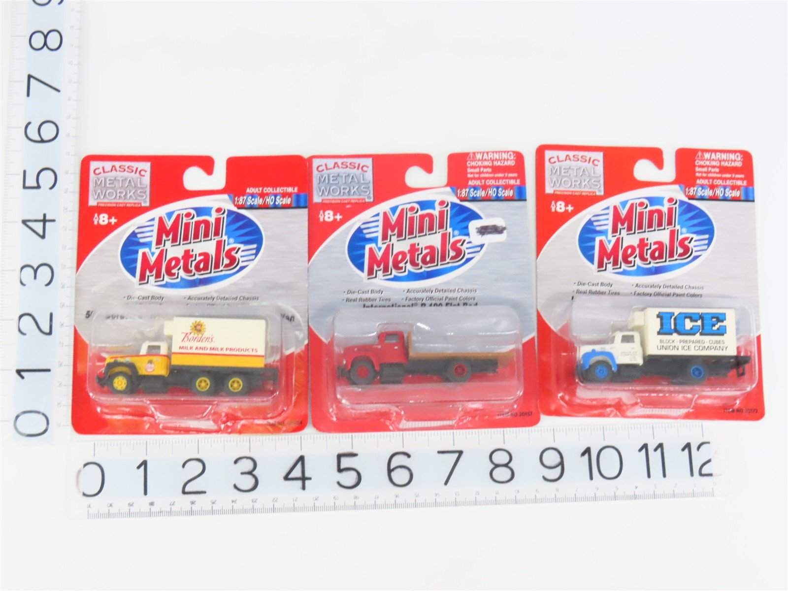 LOT of 3 HO Scale CMW Mini Metals IH R-190 Flatbed & Refrigerator Trucks