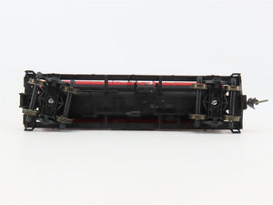 HO Scale Walthers 932-9084 Mobilgas Single Dome Tank Cars 3-Pack