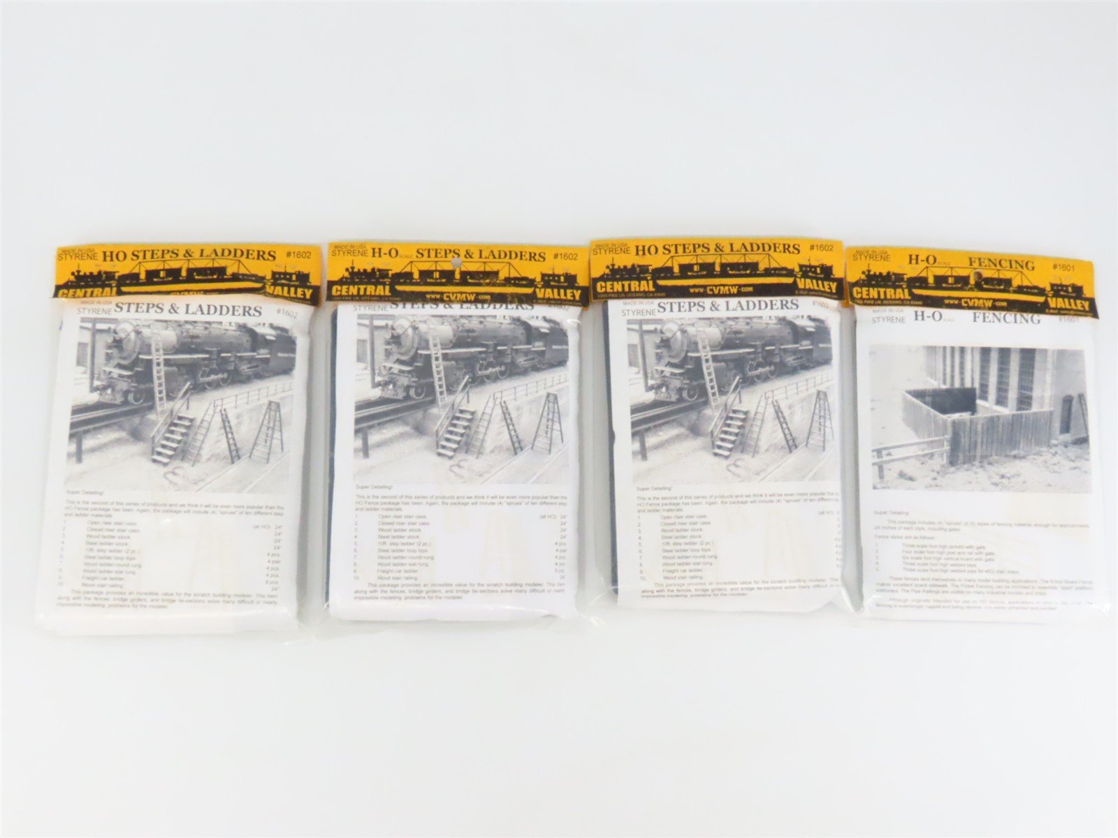 LOT of 4 HO 1/87 Scale Central Valley Kits #1602 Steps & Ladders & #1601 Fencing