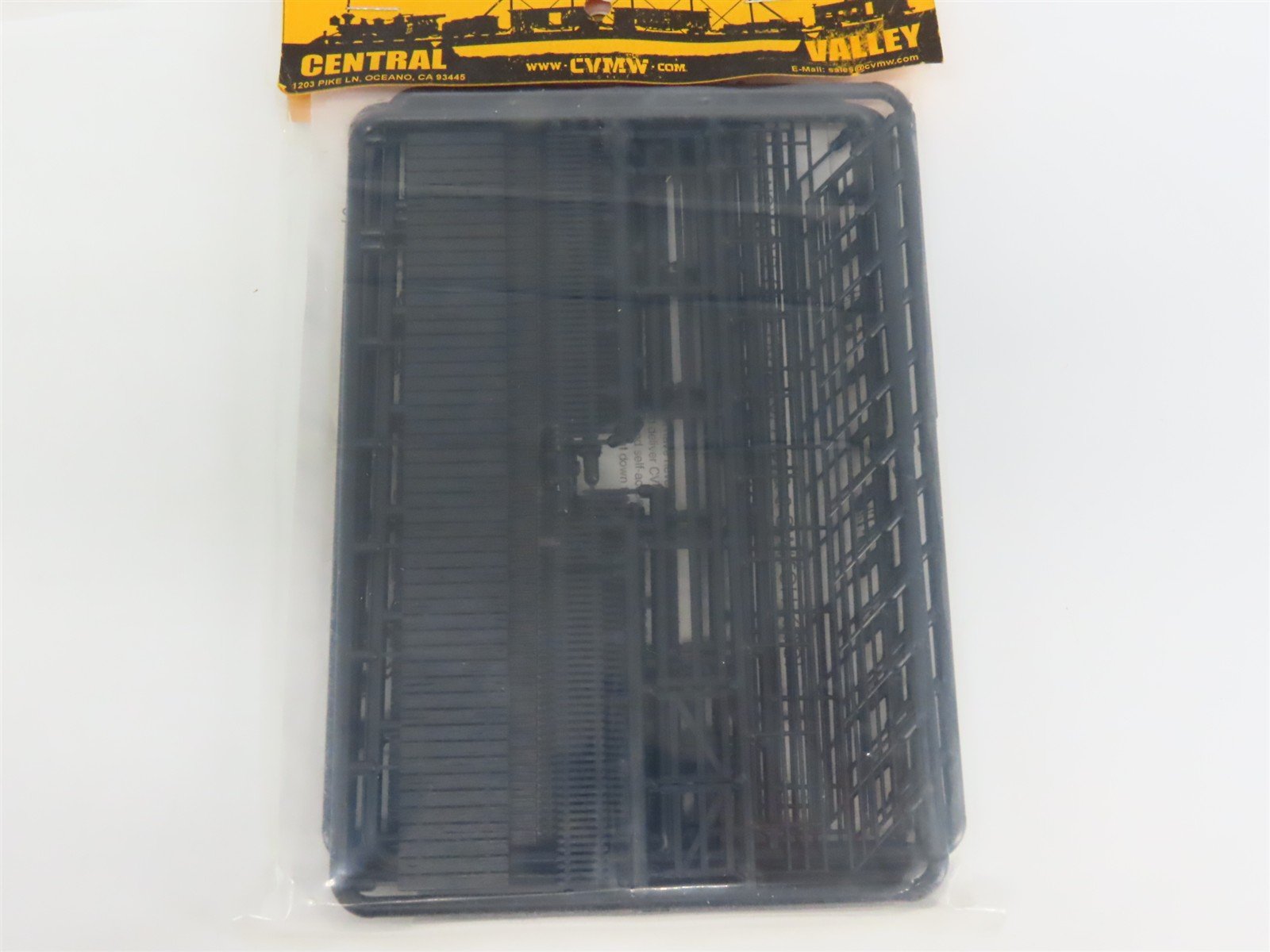 LOT of 4 HO 1/87 Scale Central Valley Kits #1602 Steps & Ladders & #1601 Fencing