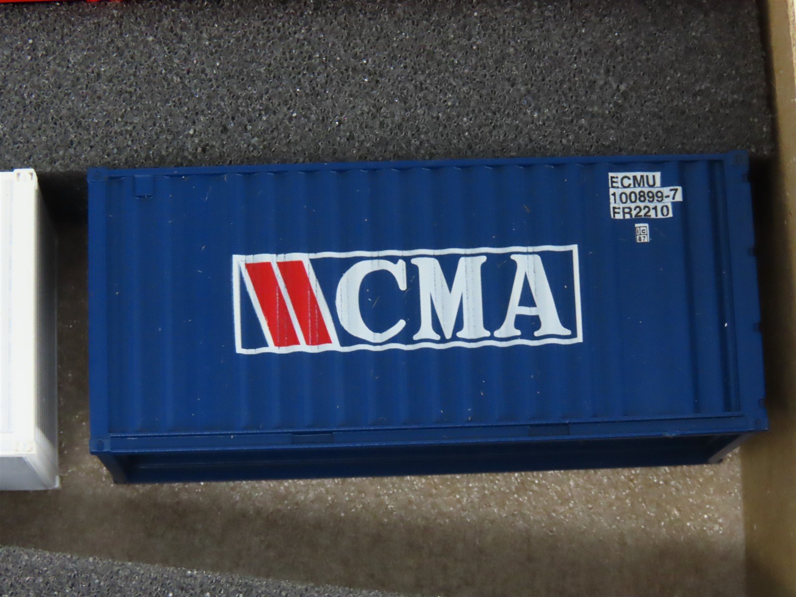 HO Athearn SE 2321 Morflot, Maritainer, CGM, CMA, & More 20' Containers 6-Pack