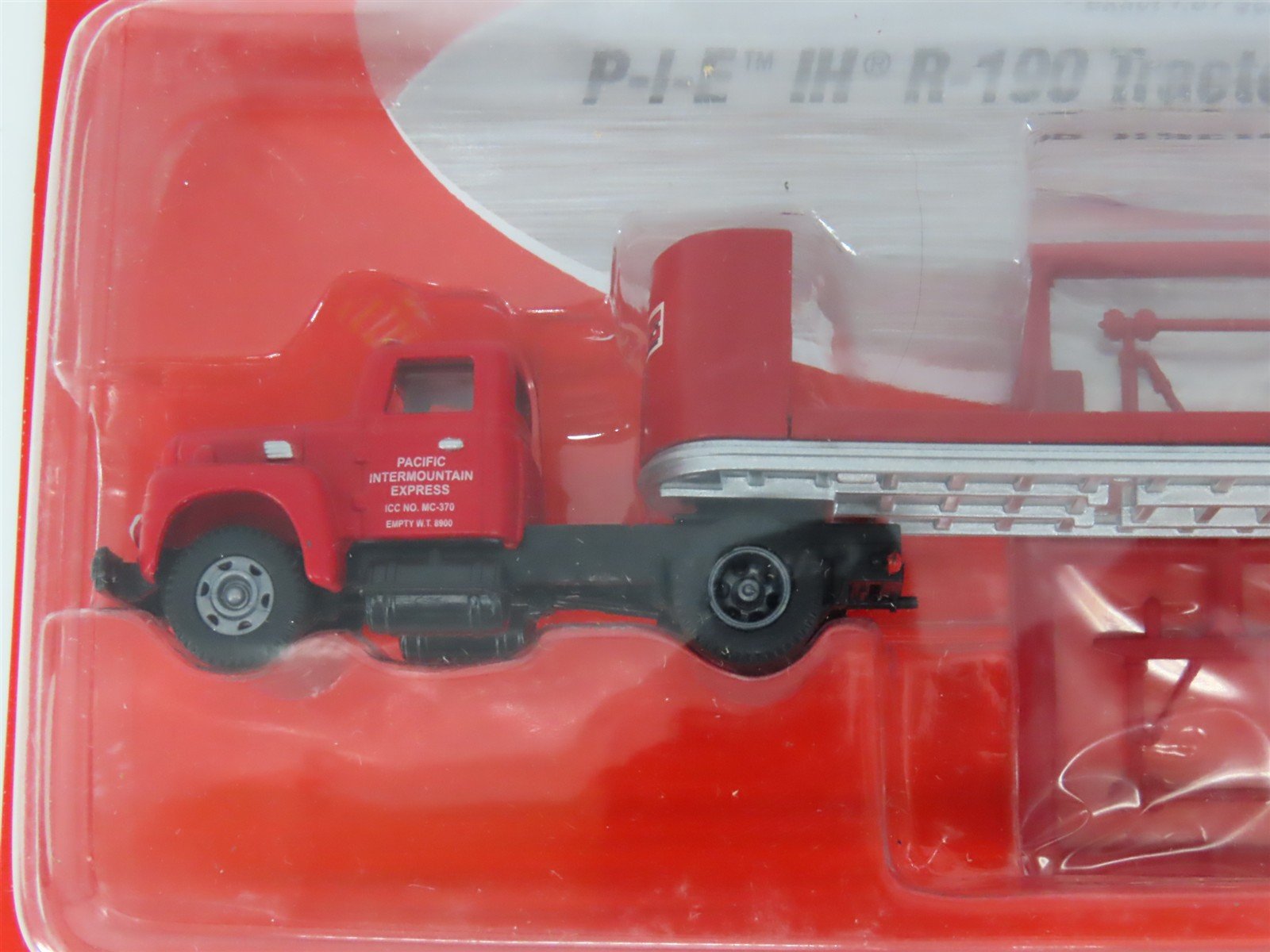 LOT of 2 HO Scale CMW Mini Metals Yale & P-I-E White & IH Tractor Trailers