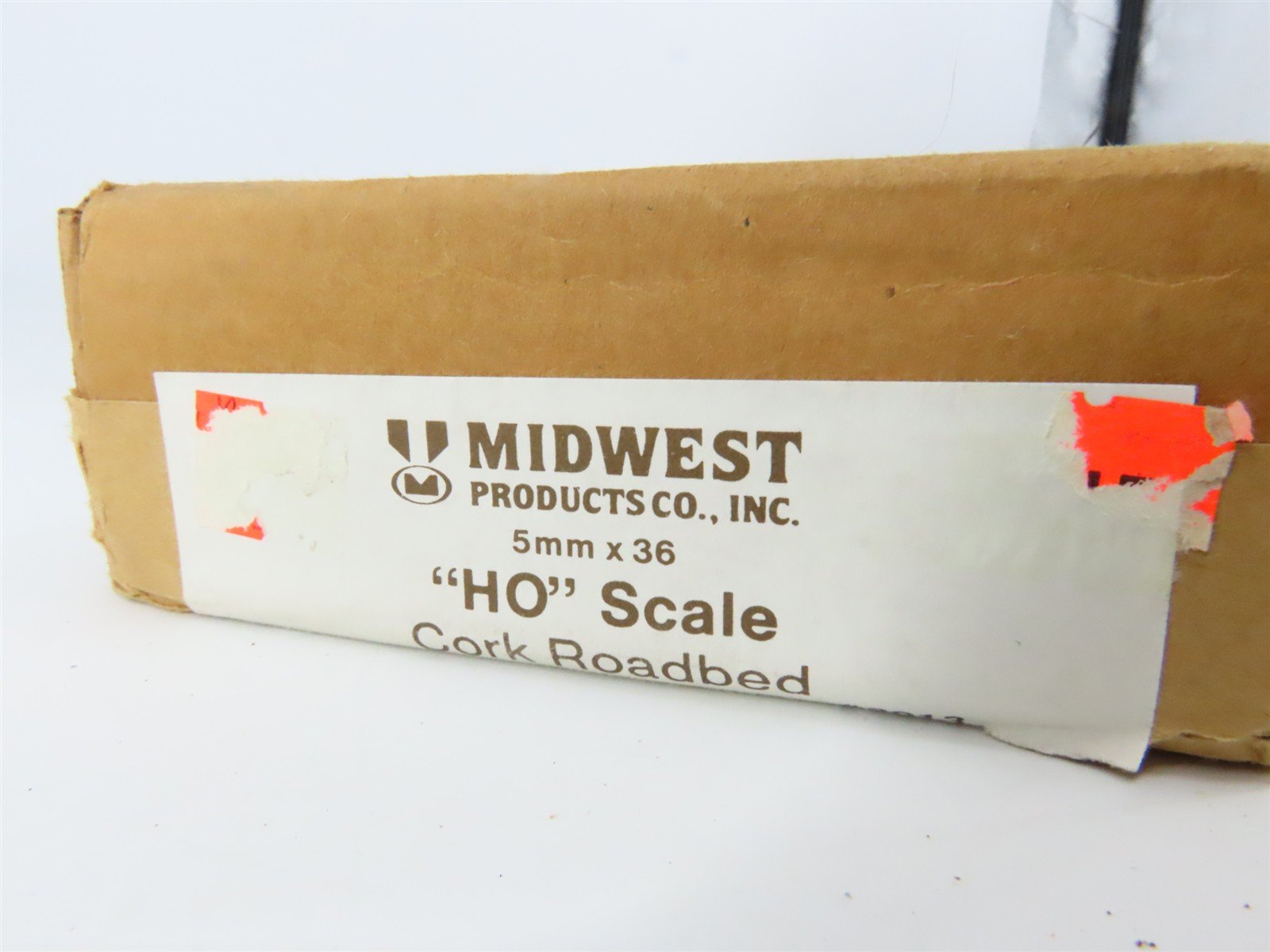 HO Scale Midwest Products 3013 Cork Roadbed 36" Sections 25-Pack