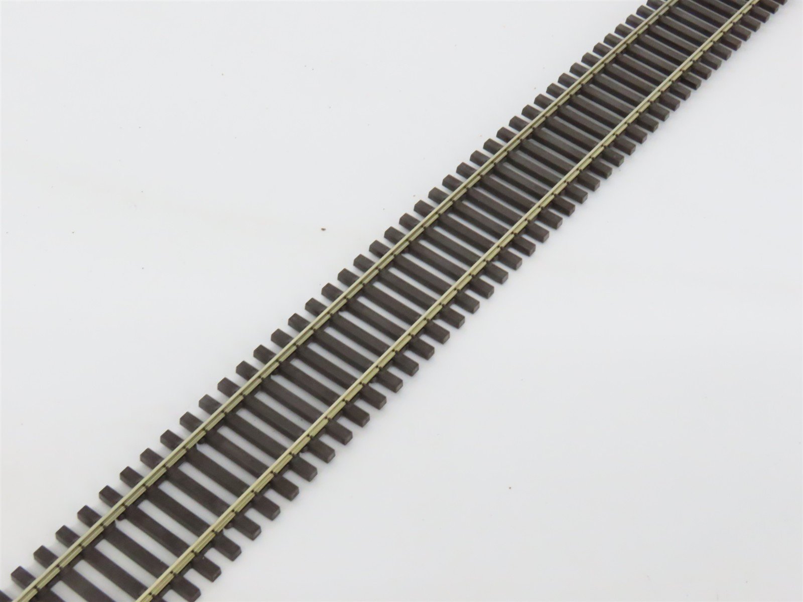 HO Scale PECO Streamline SL-8300 Code-83 Nickel Silver Flex-Track 25-Pack